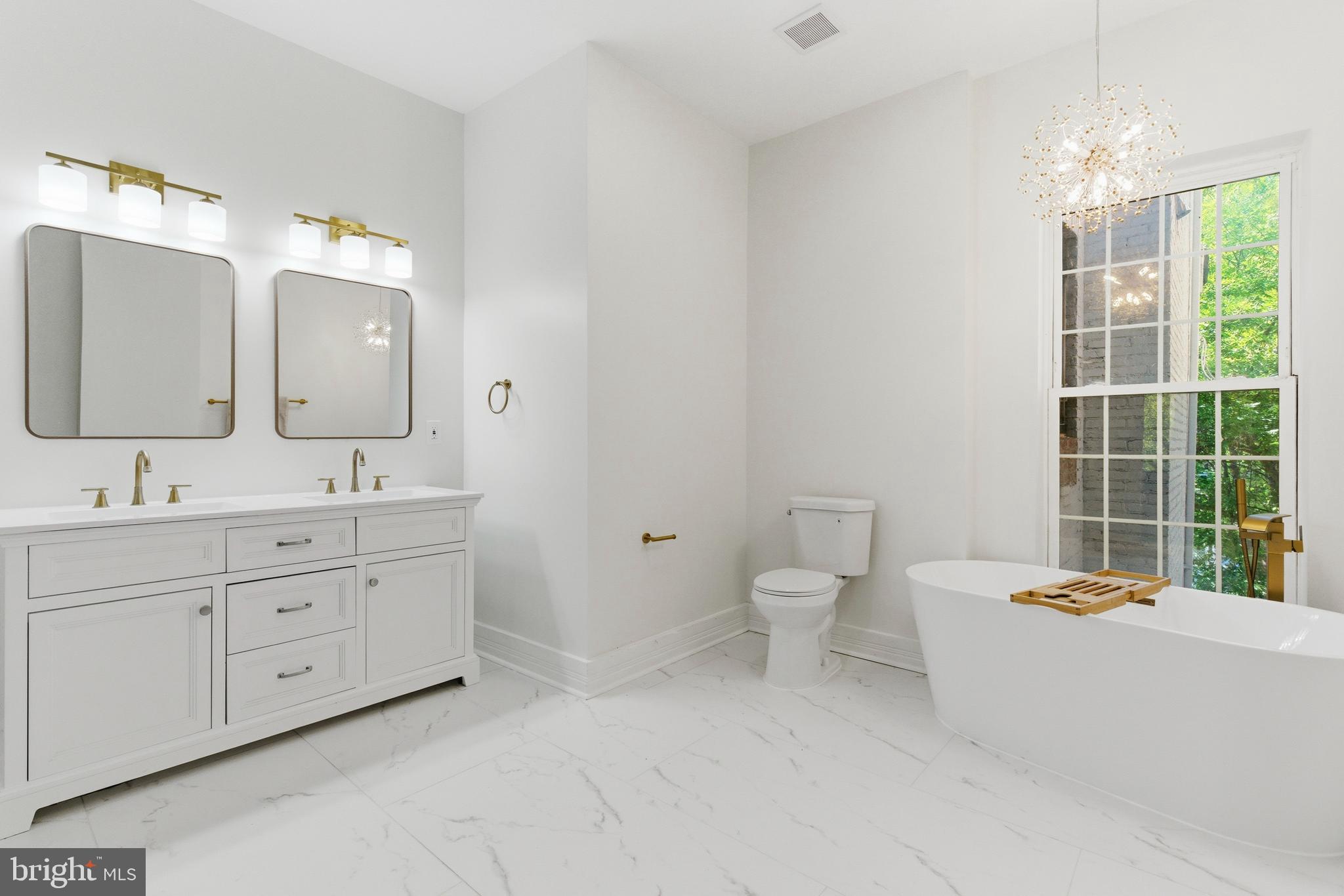 MARBLE HILL - Residential Income
