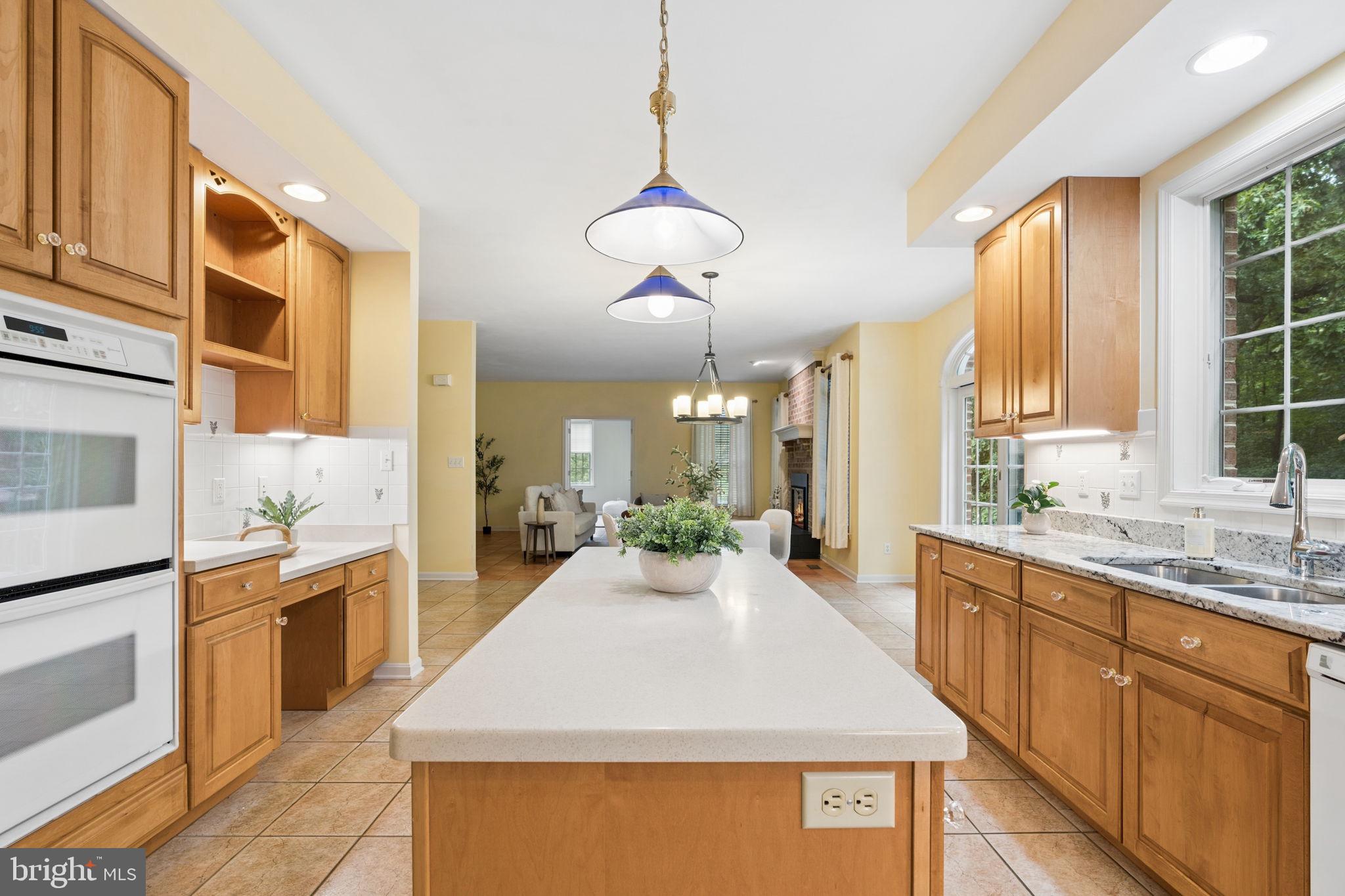 KINGSVILLE - Residential