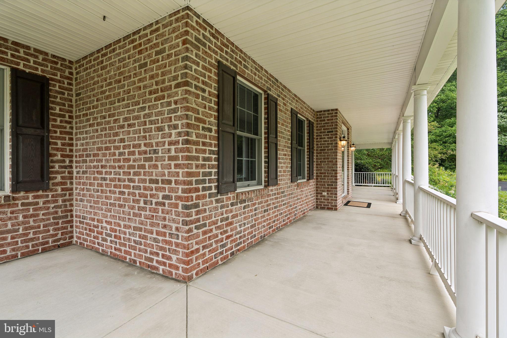 KINGSVILLE - Residential