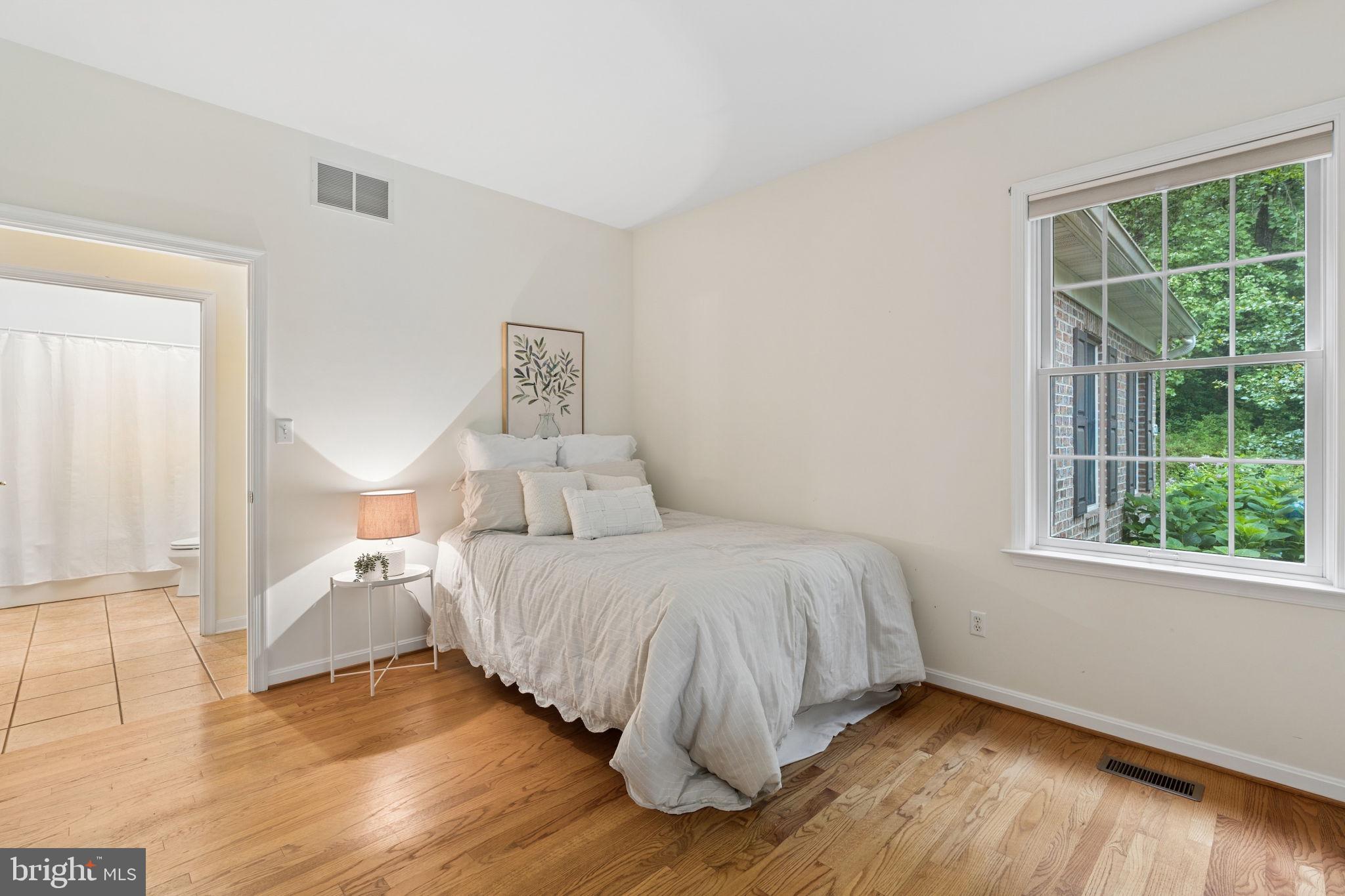 KINGSVILLE - Residential