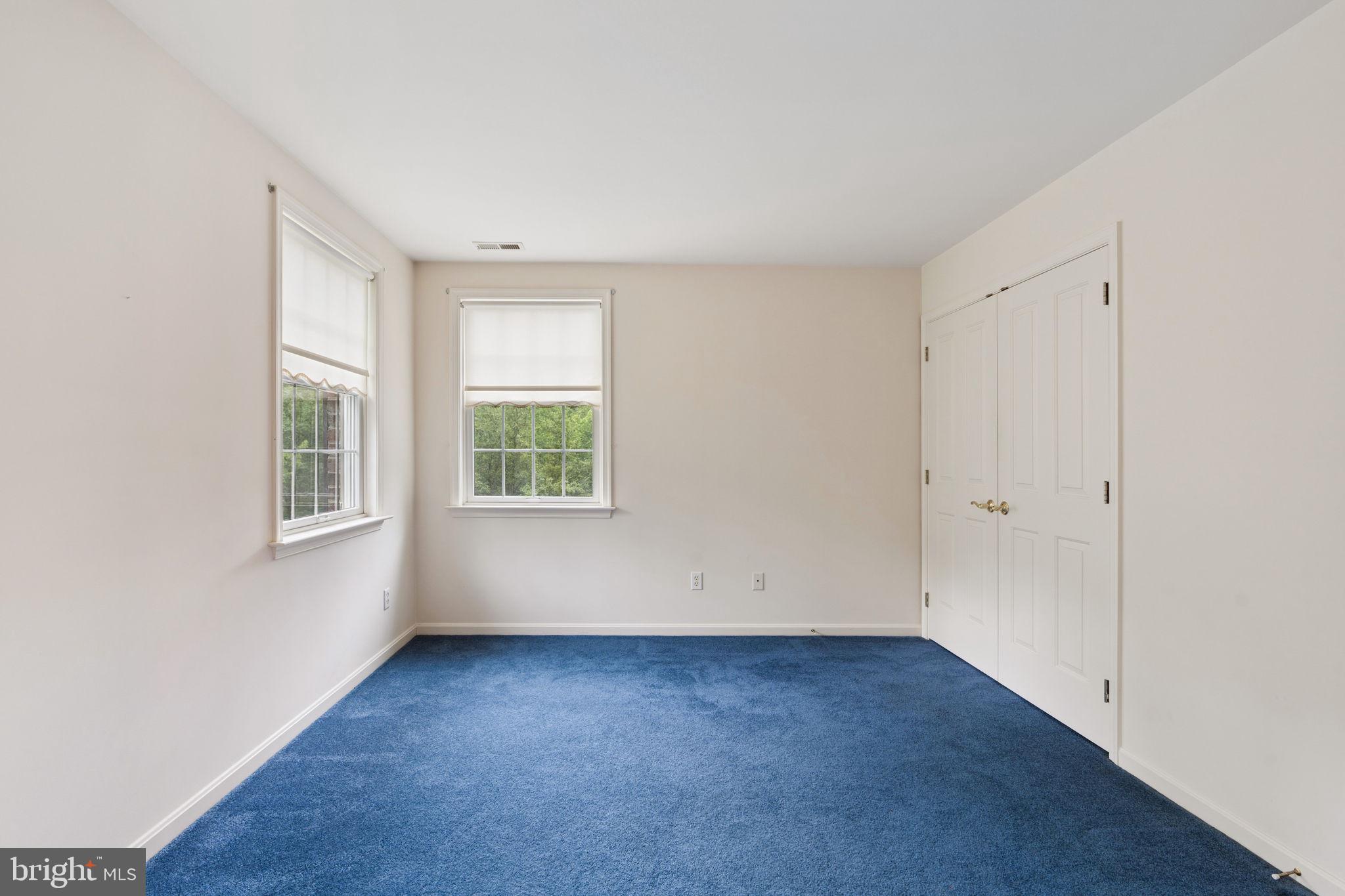 KINGSVILLE - Residential