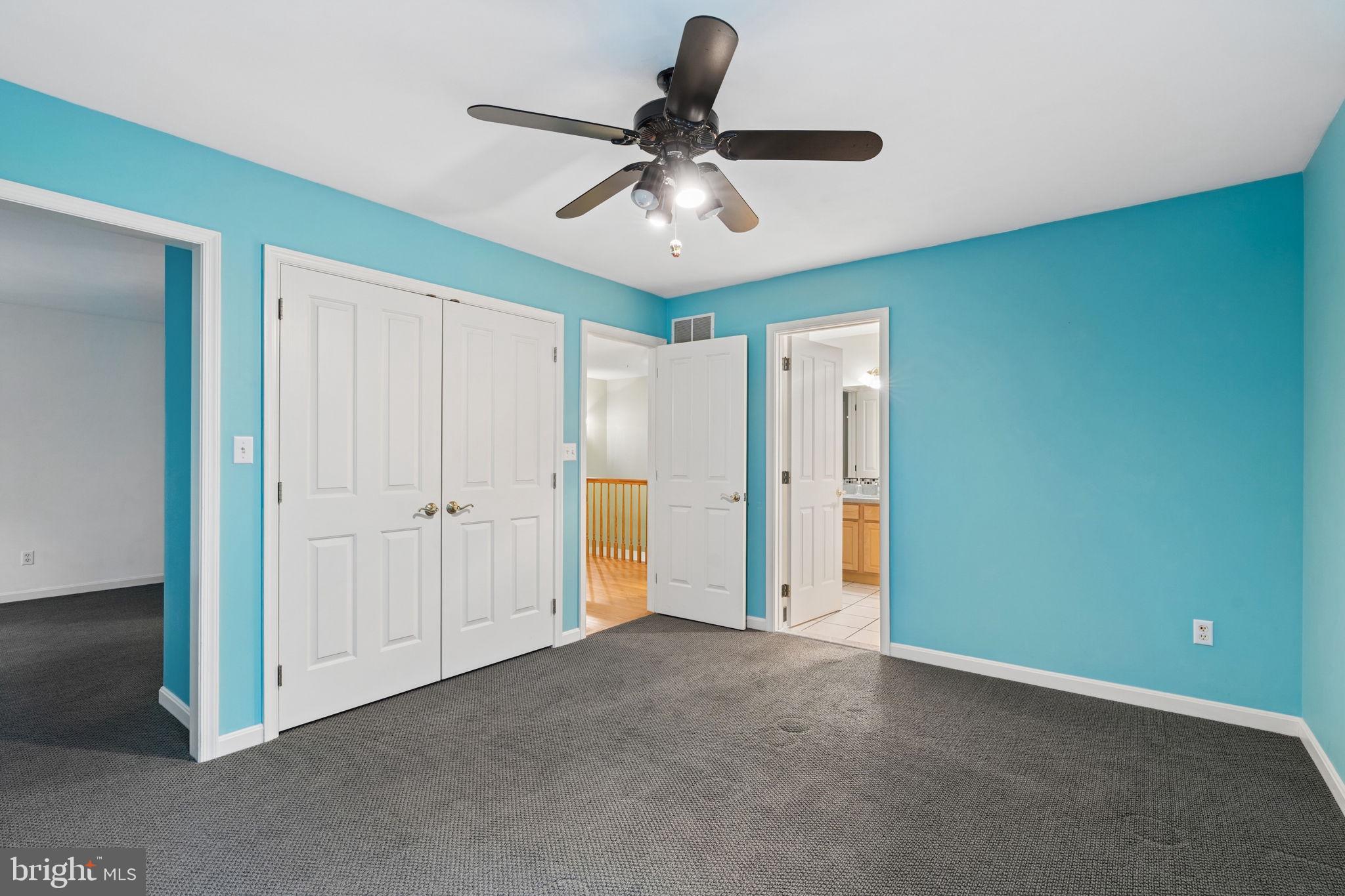 KINGSVILLE - Residential