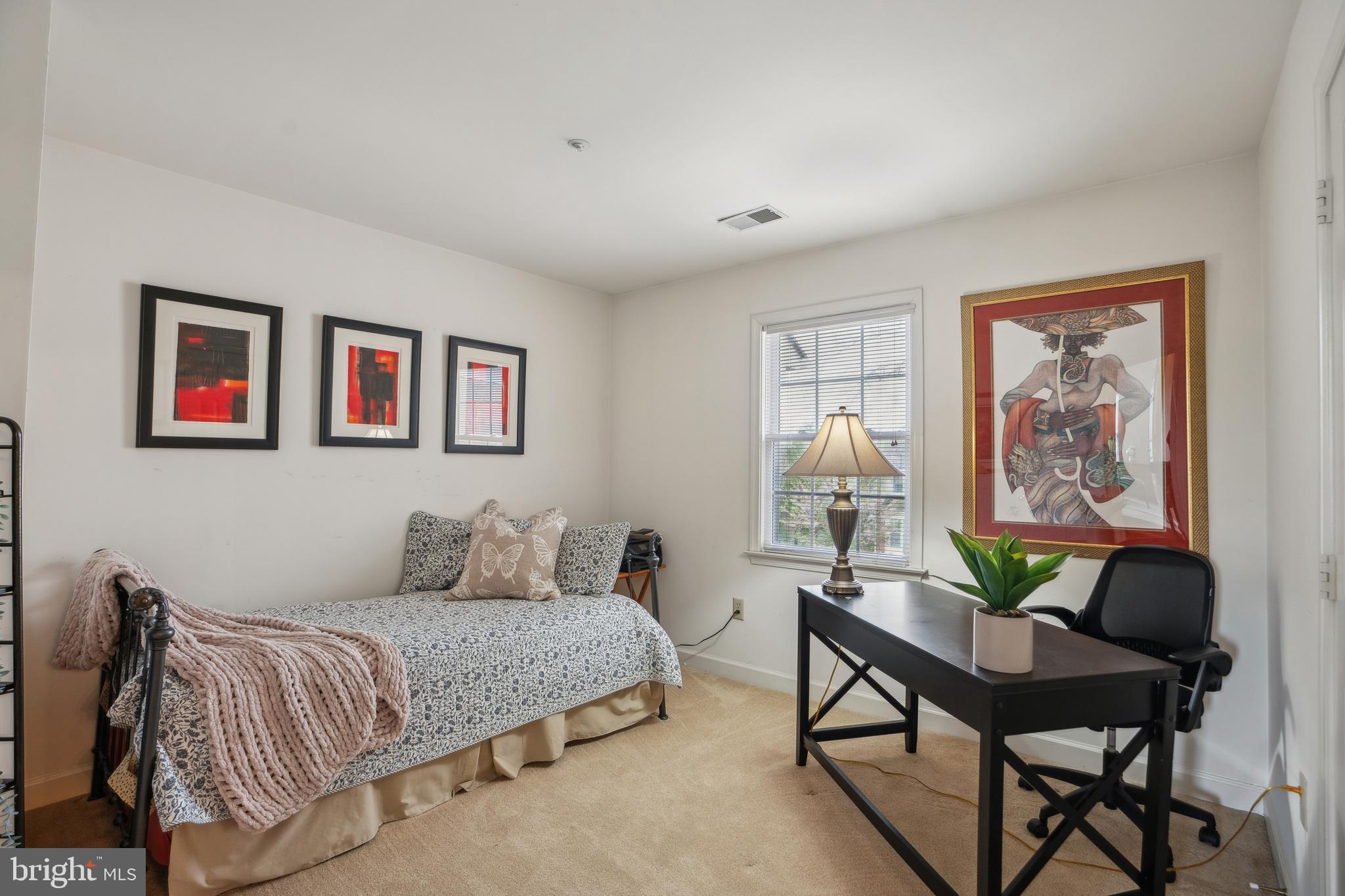 WOODMORE - Residential