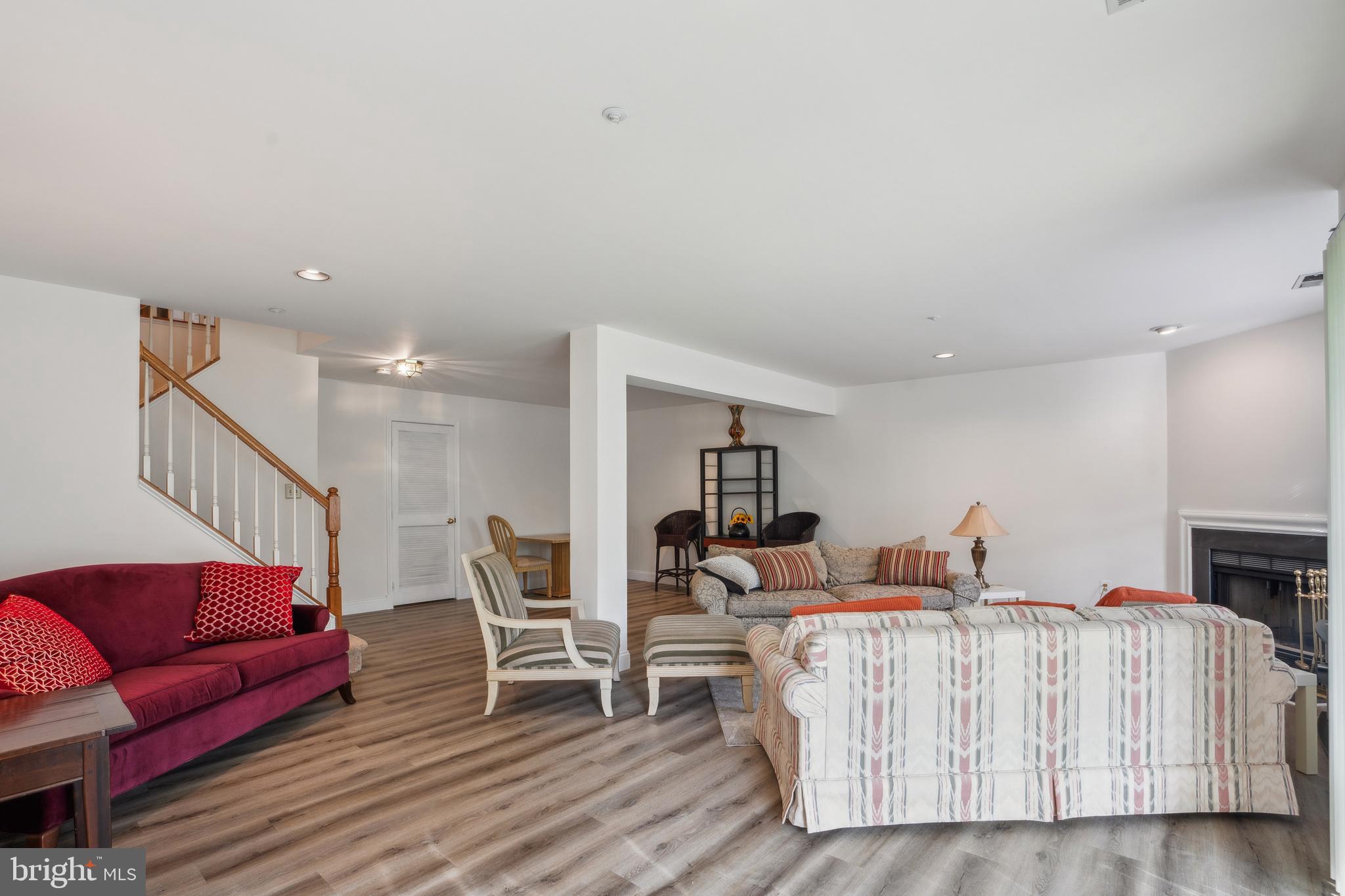 WOODMORE - Residential