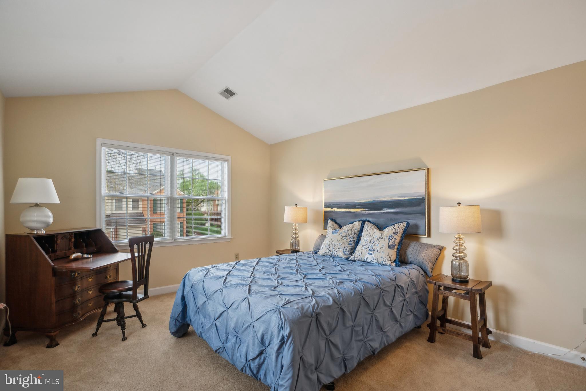 WOODMORE - Residential