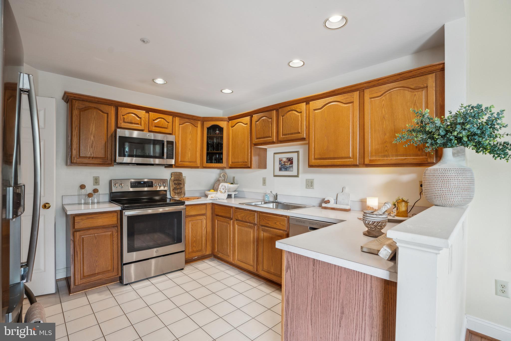 WOODMORE - Residential