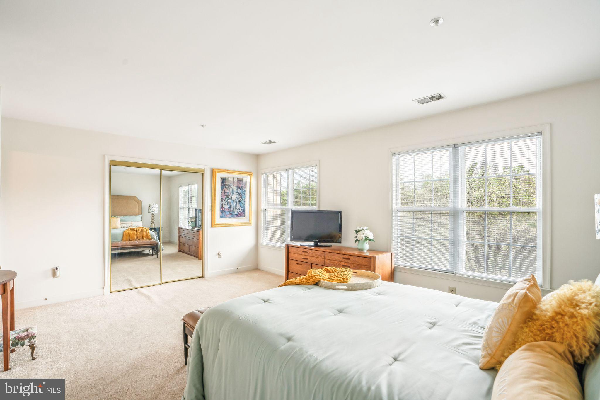 WOODMORE - Residential