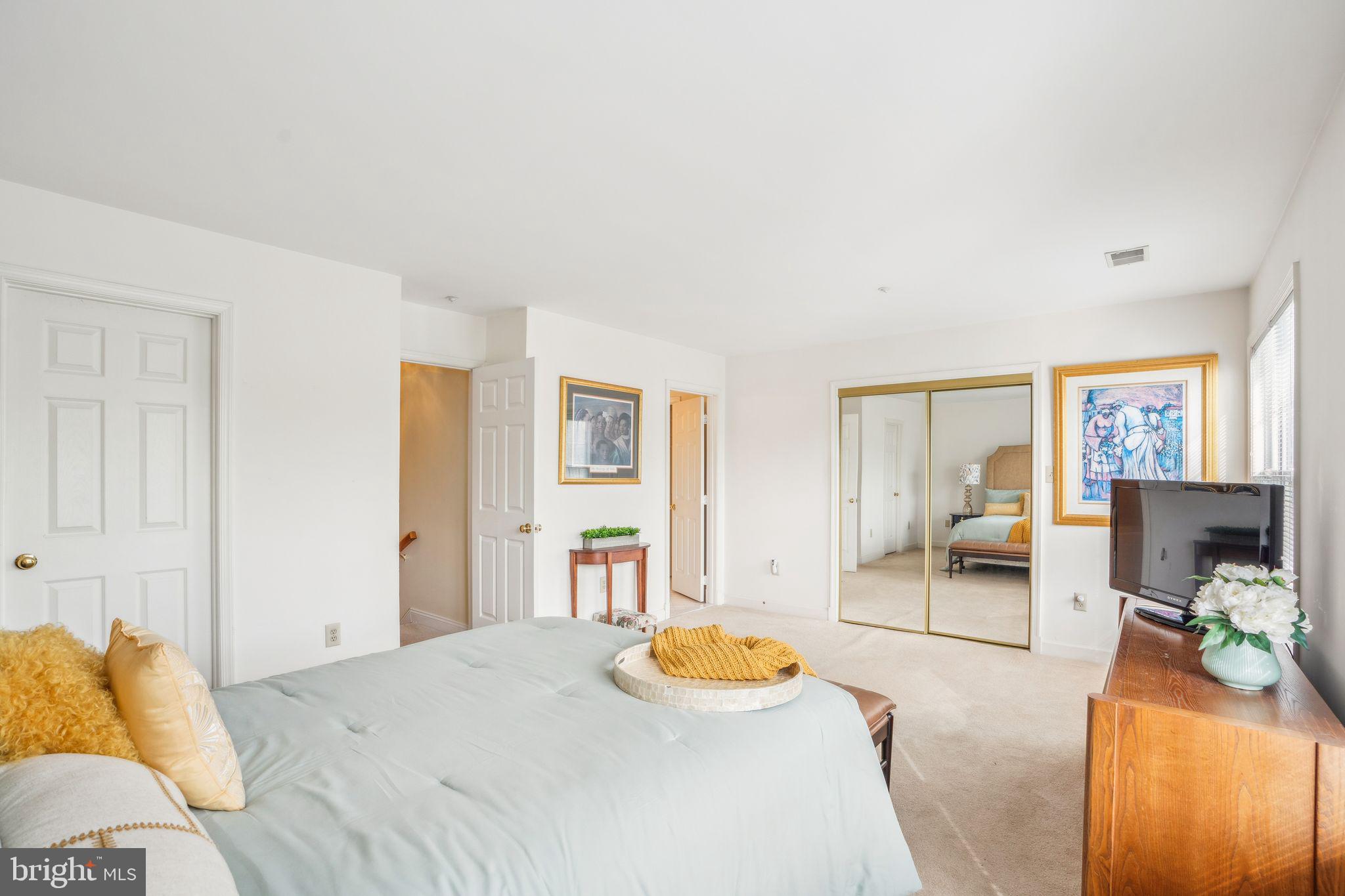WOODMORE - Residential