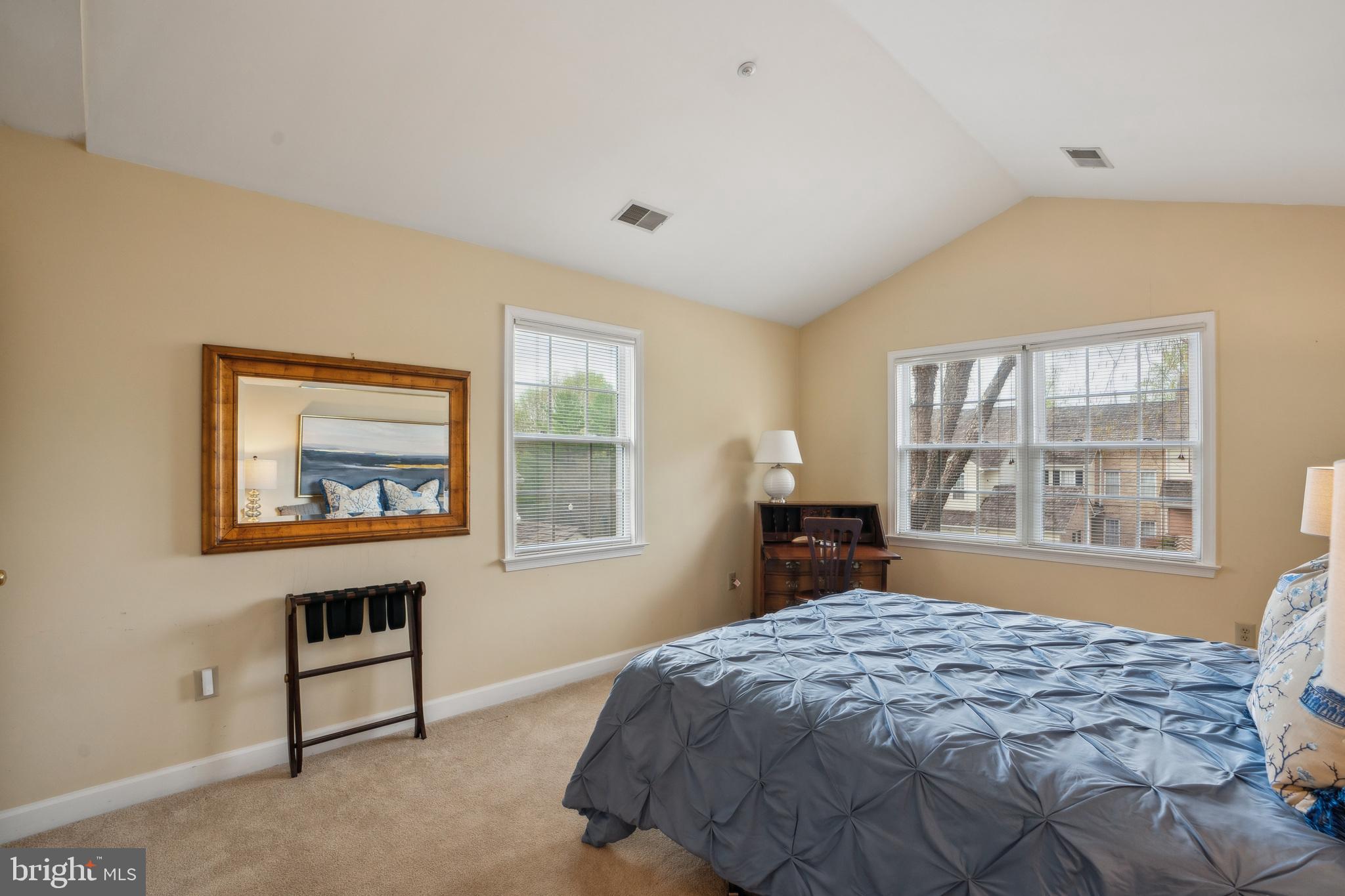 WOODMORE - Residential