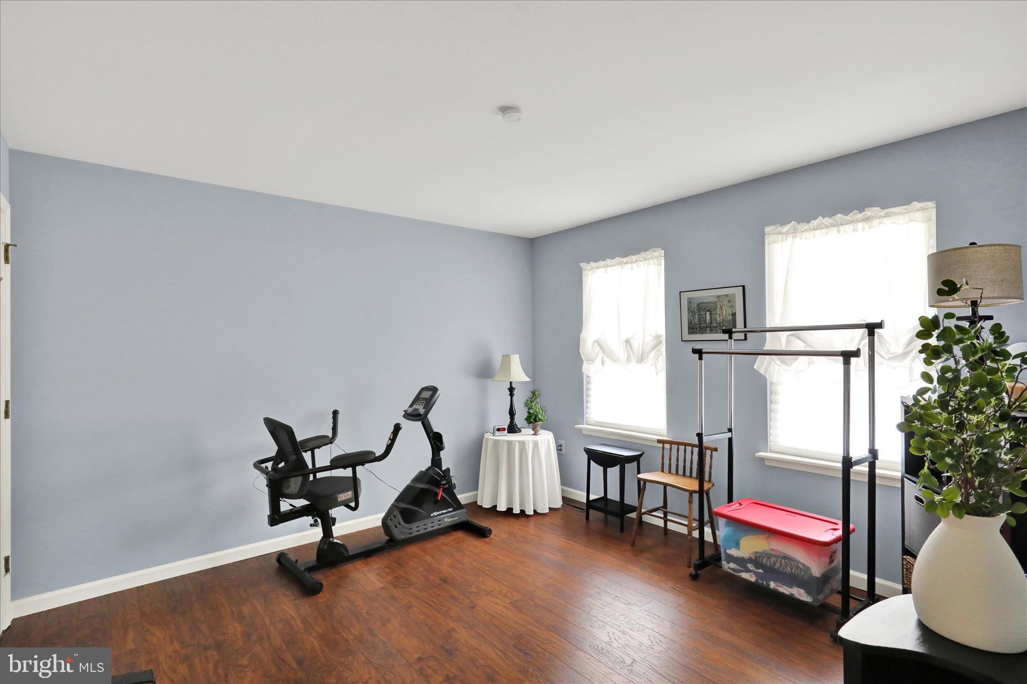 STONE HILL FARMS - Residential