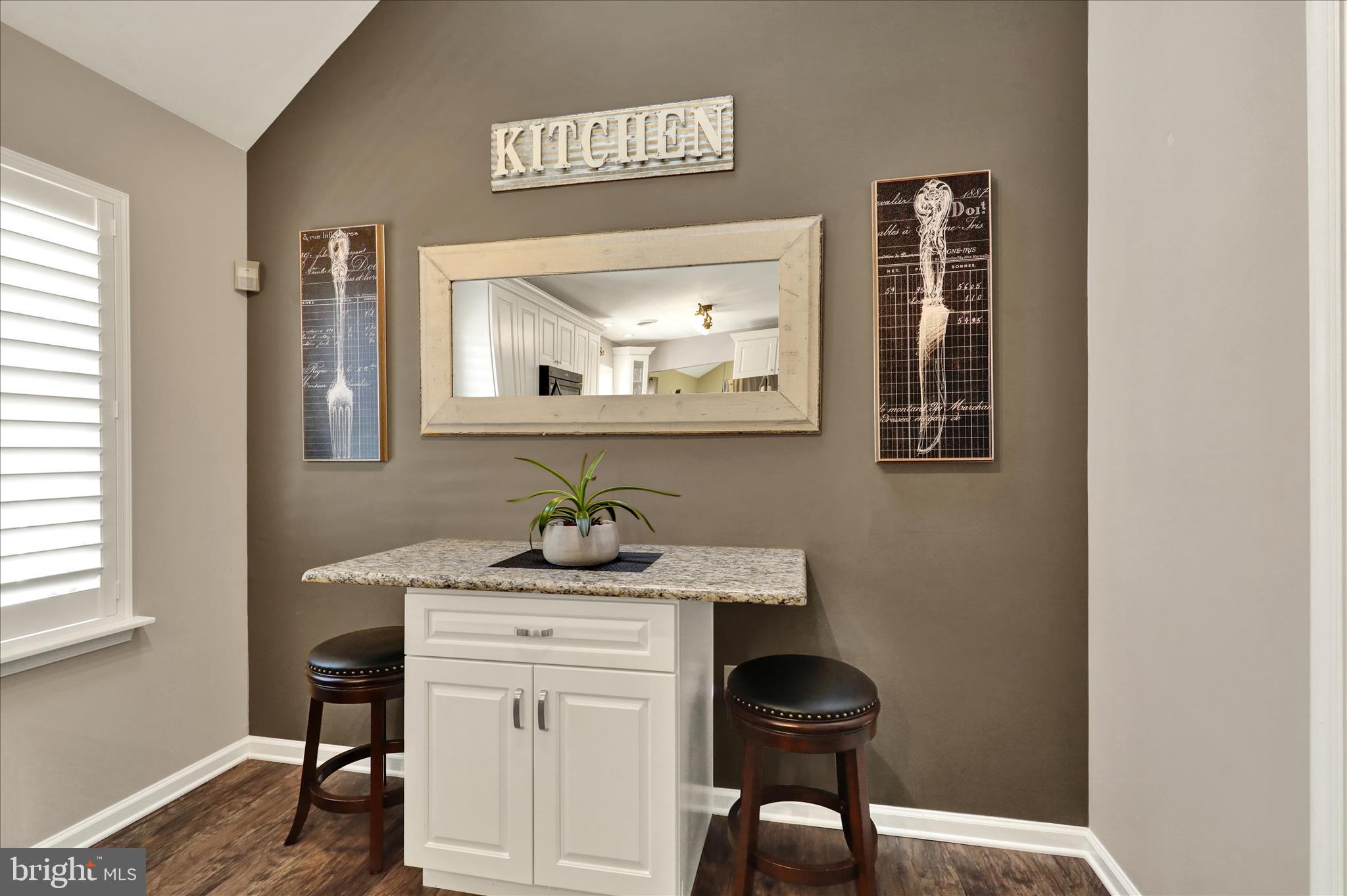 STONE HILL FARMS - Residential