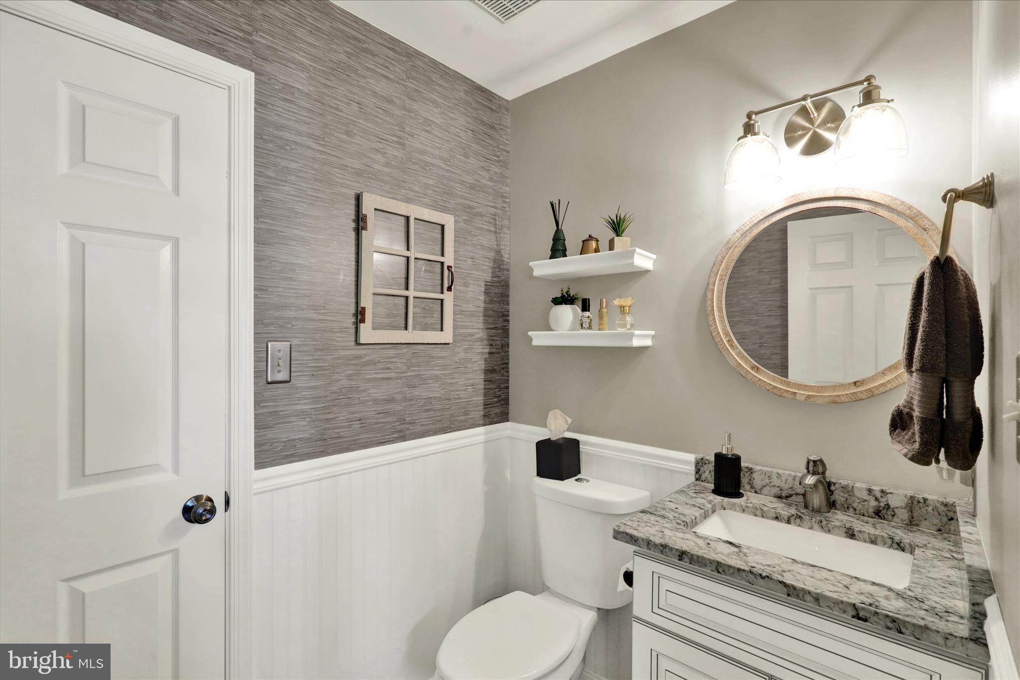 STONE HILL FARMS - Residential