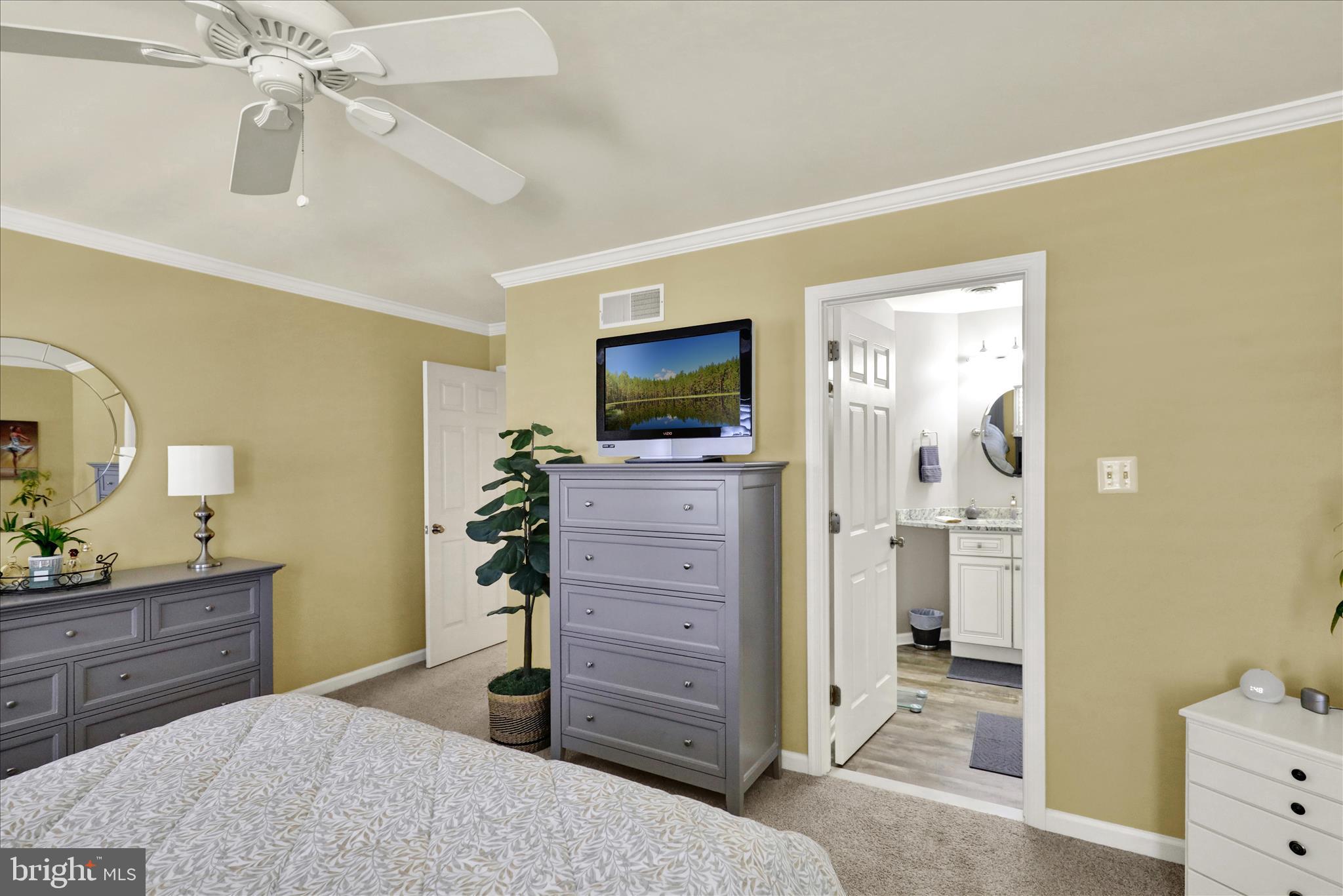 STONE HILL FARMS - Residential