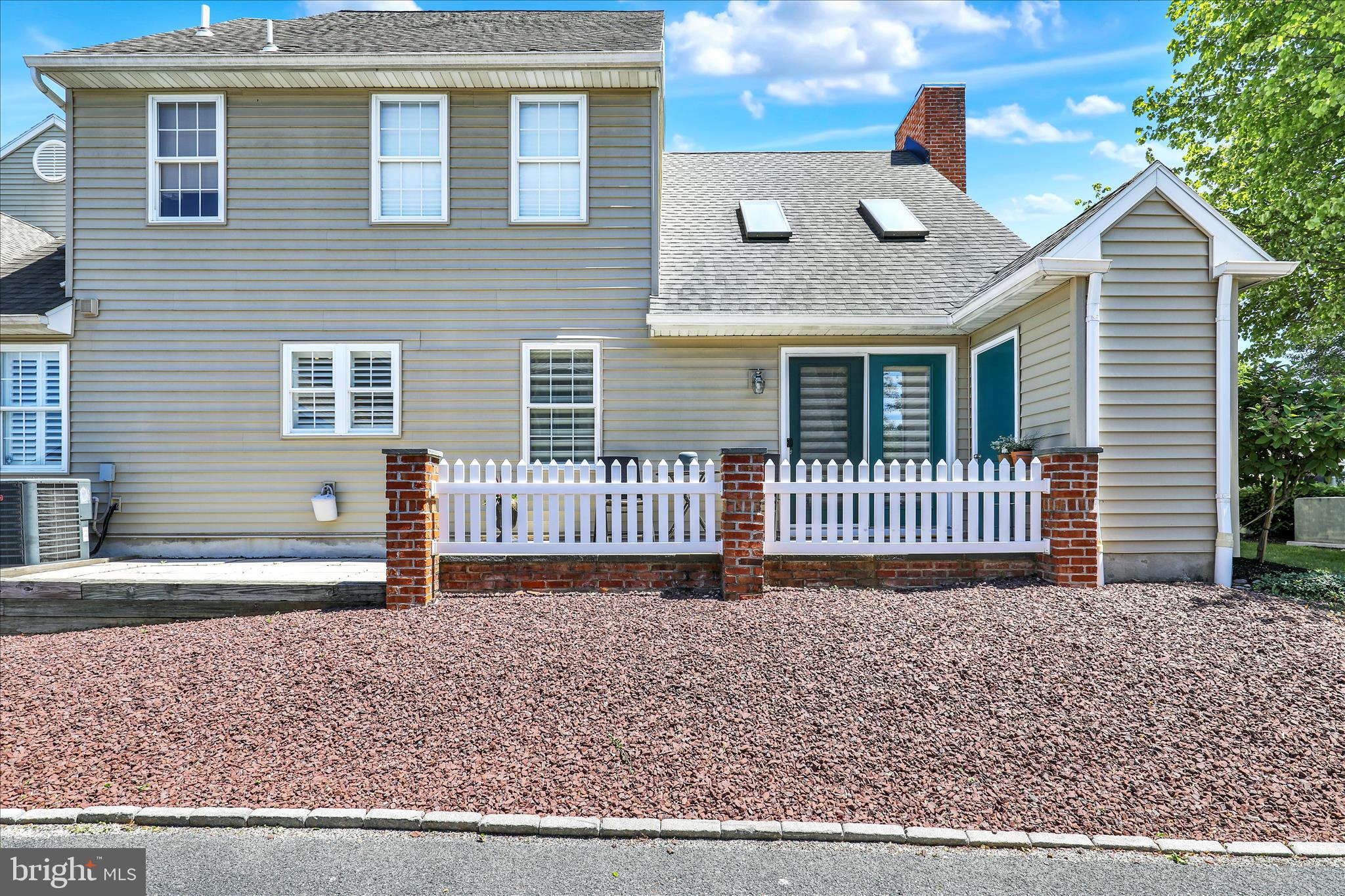 STONE HILL FARMS - Residential