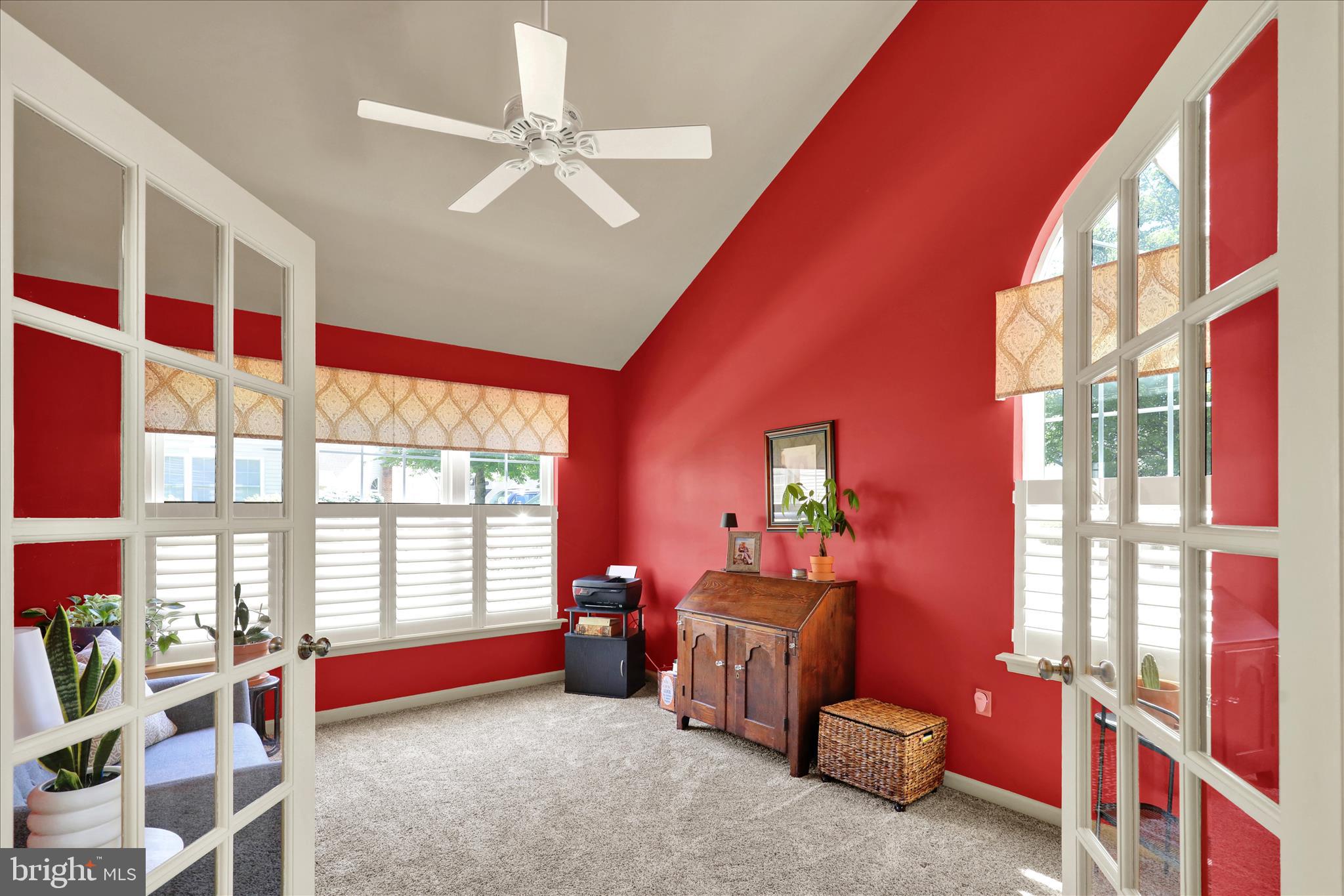 STONE HILL FARMS - Residential