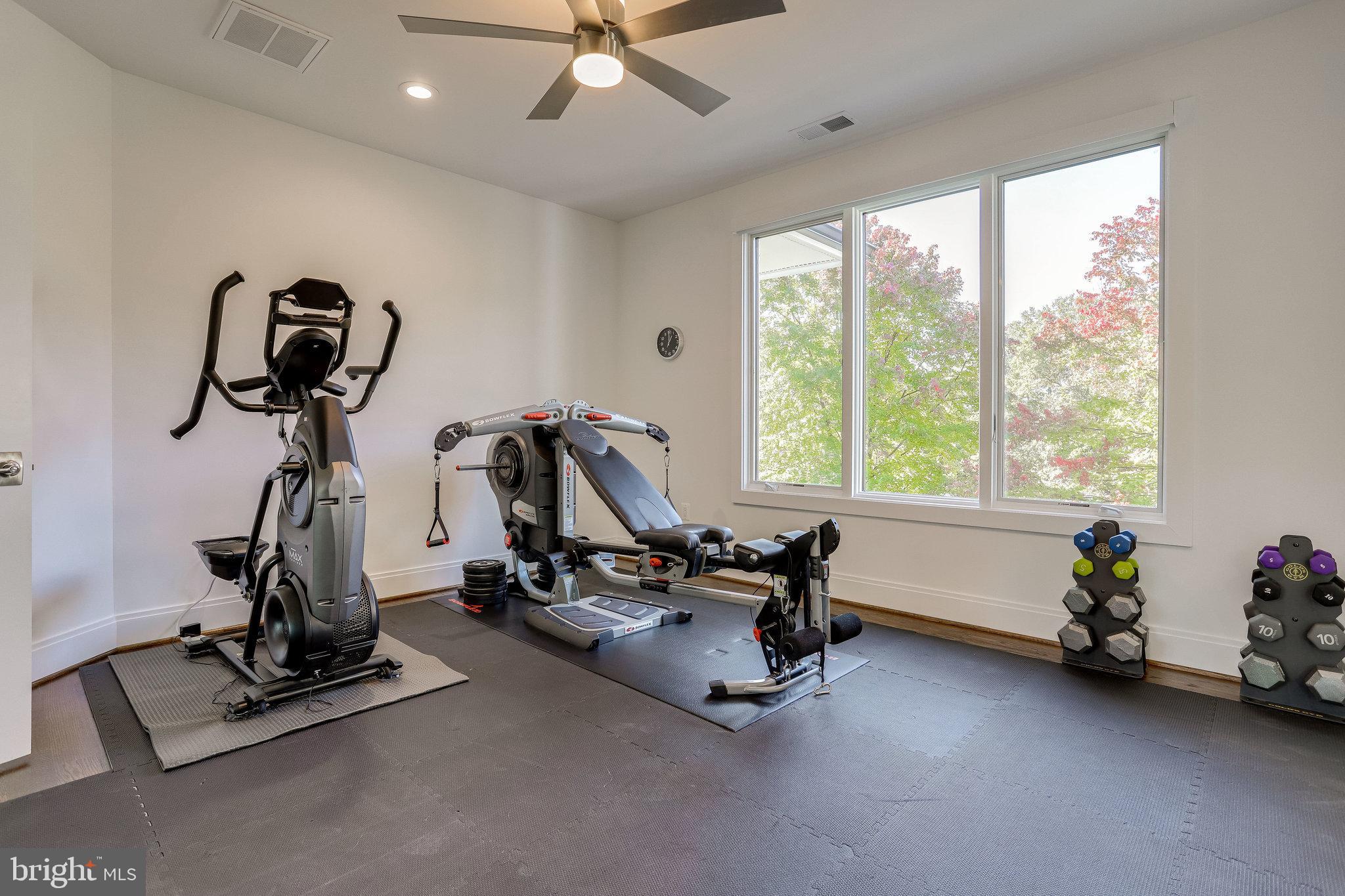 ASHTON HEIGHTS - Residential