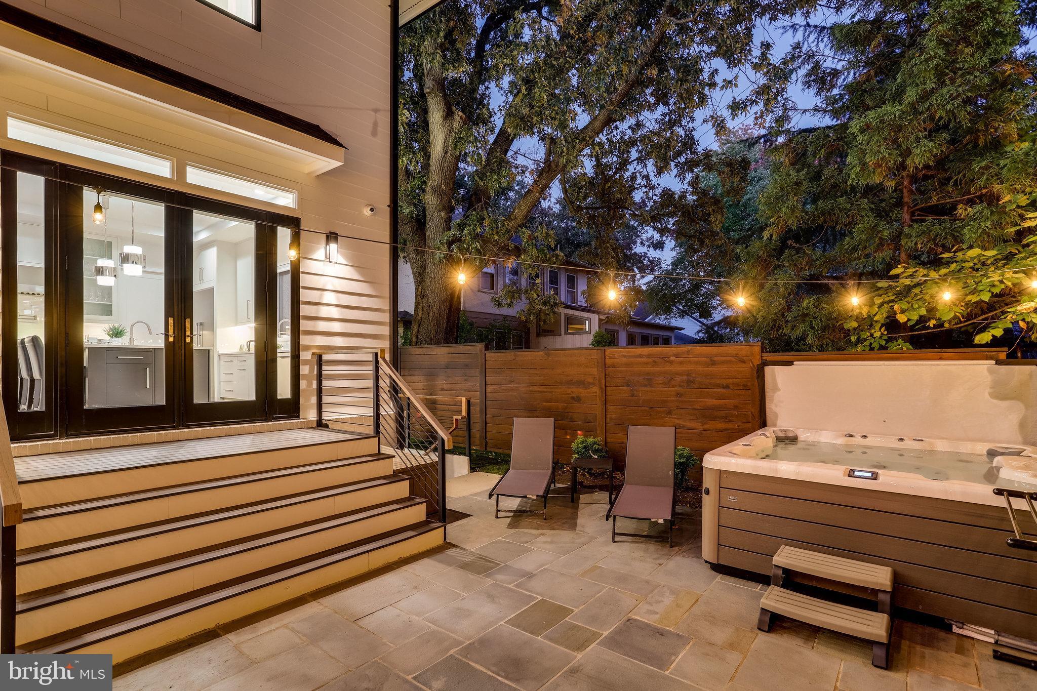ASHTON HEIGHTS - Residential