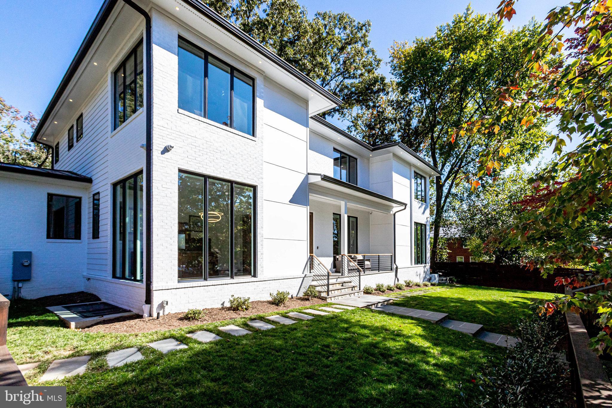 ASHTON HEIGHTS - Residential
