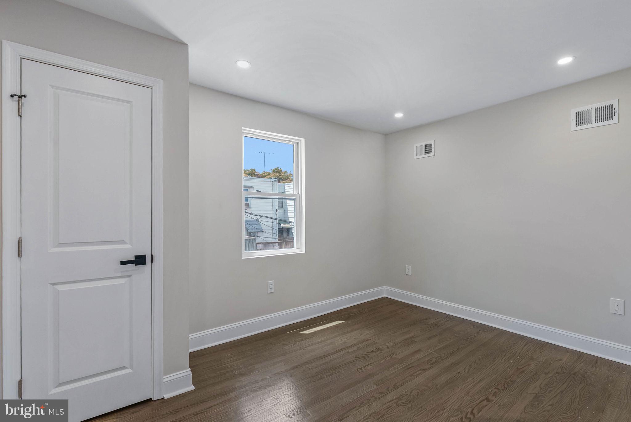 STONEHURST - Residential