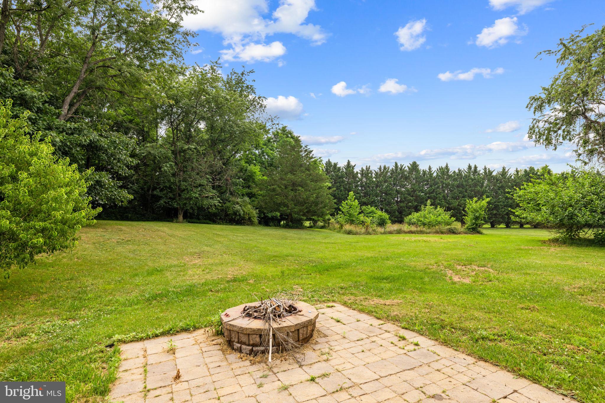 MEADOW BROOK - Residential