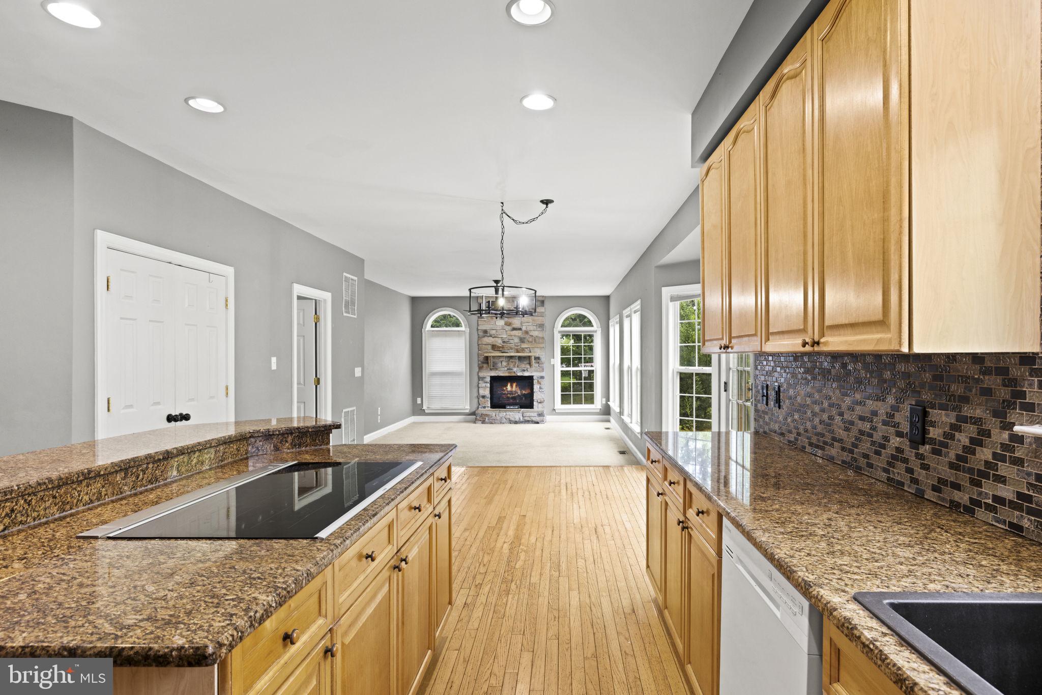 MEADOW BROOK - Residential