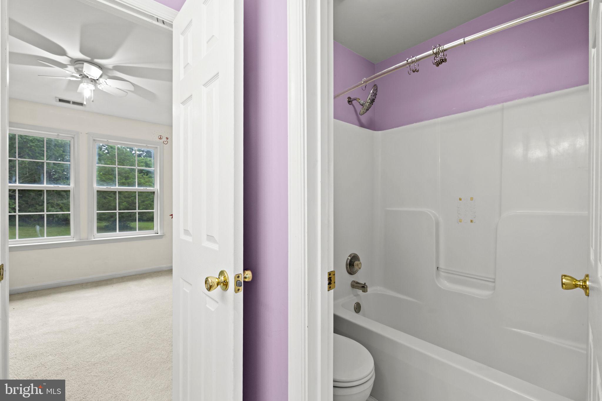 MEADOW BROOK - Residential