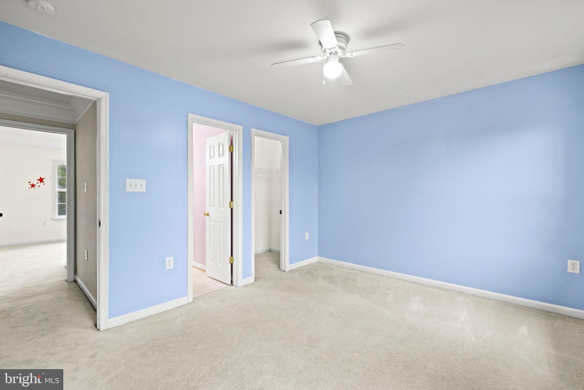 MEADOW BROOK - Residential