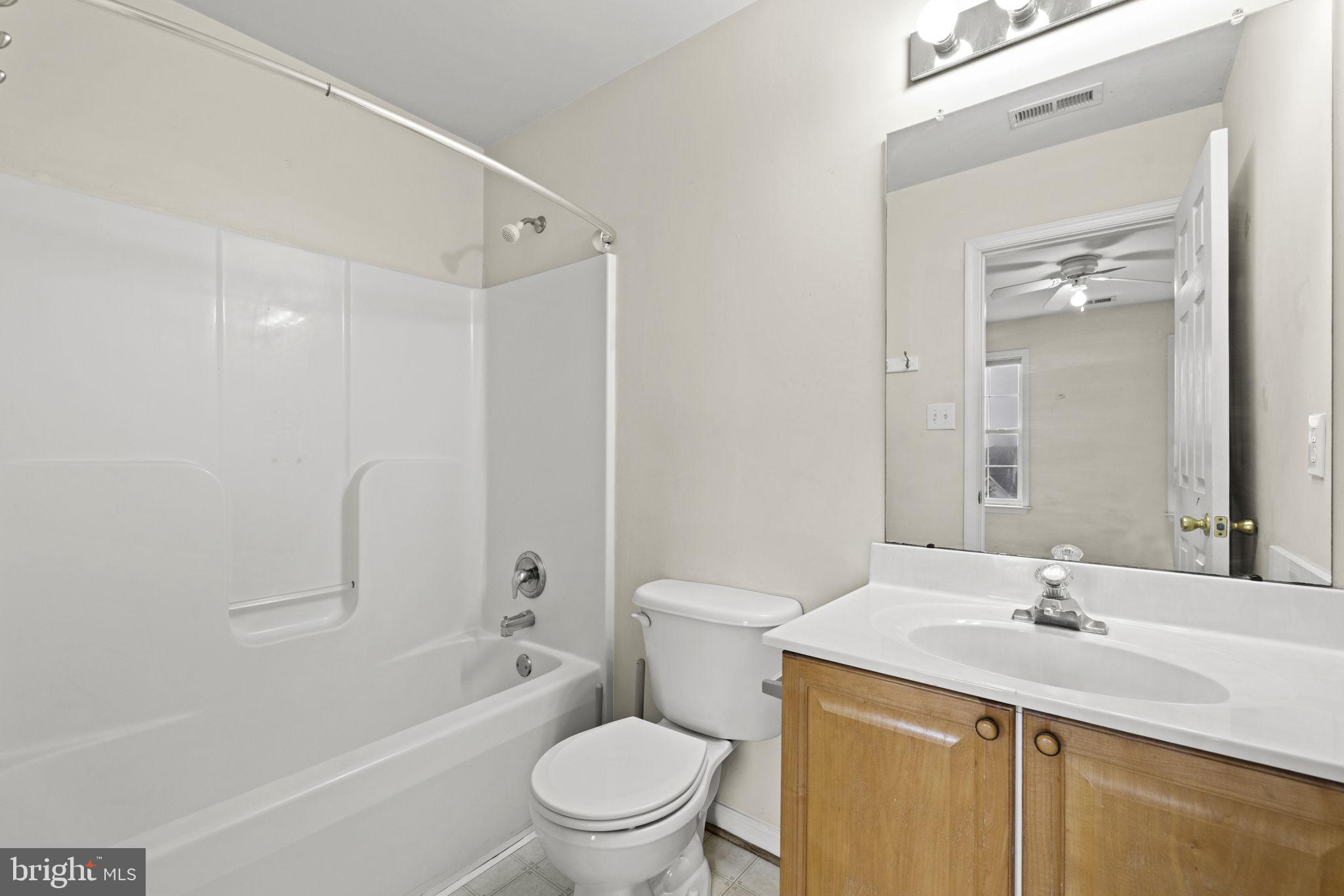MEADOW BROOK - Residential