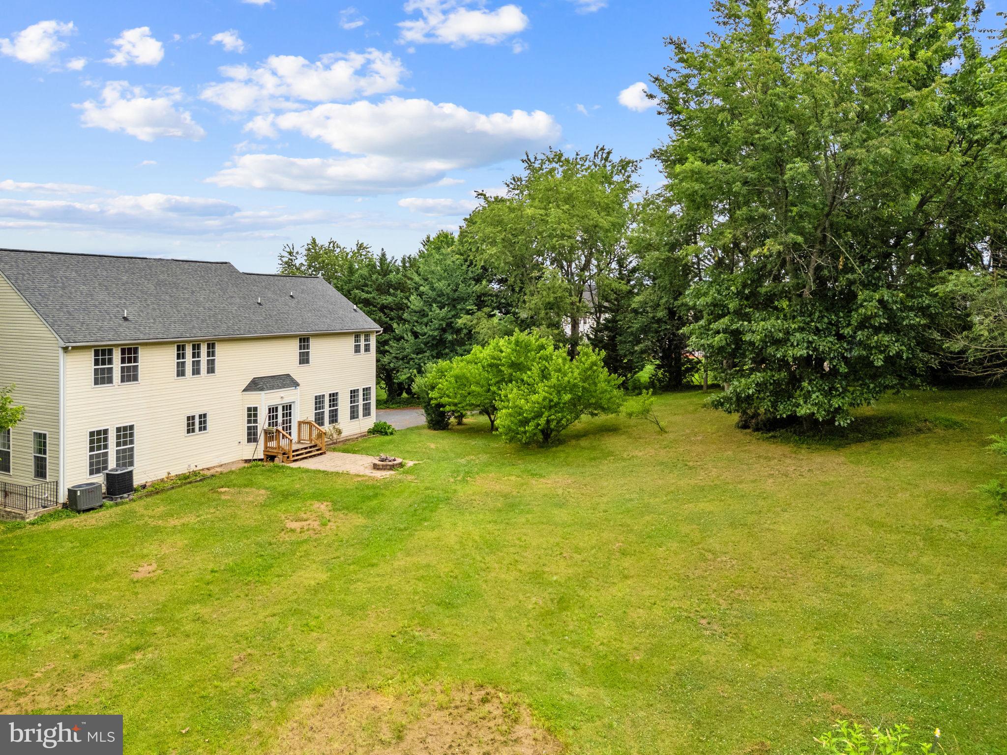 MEADOW BROOK - Residential