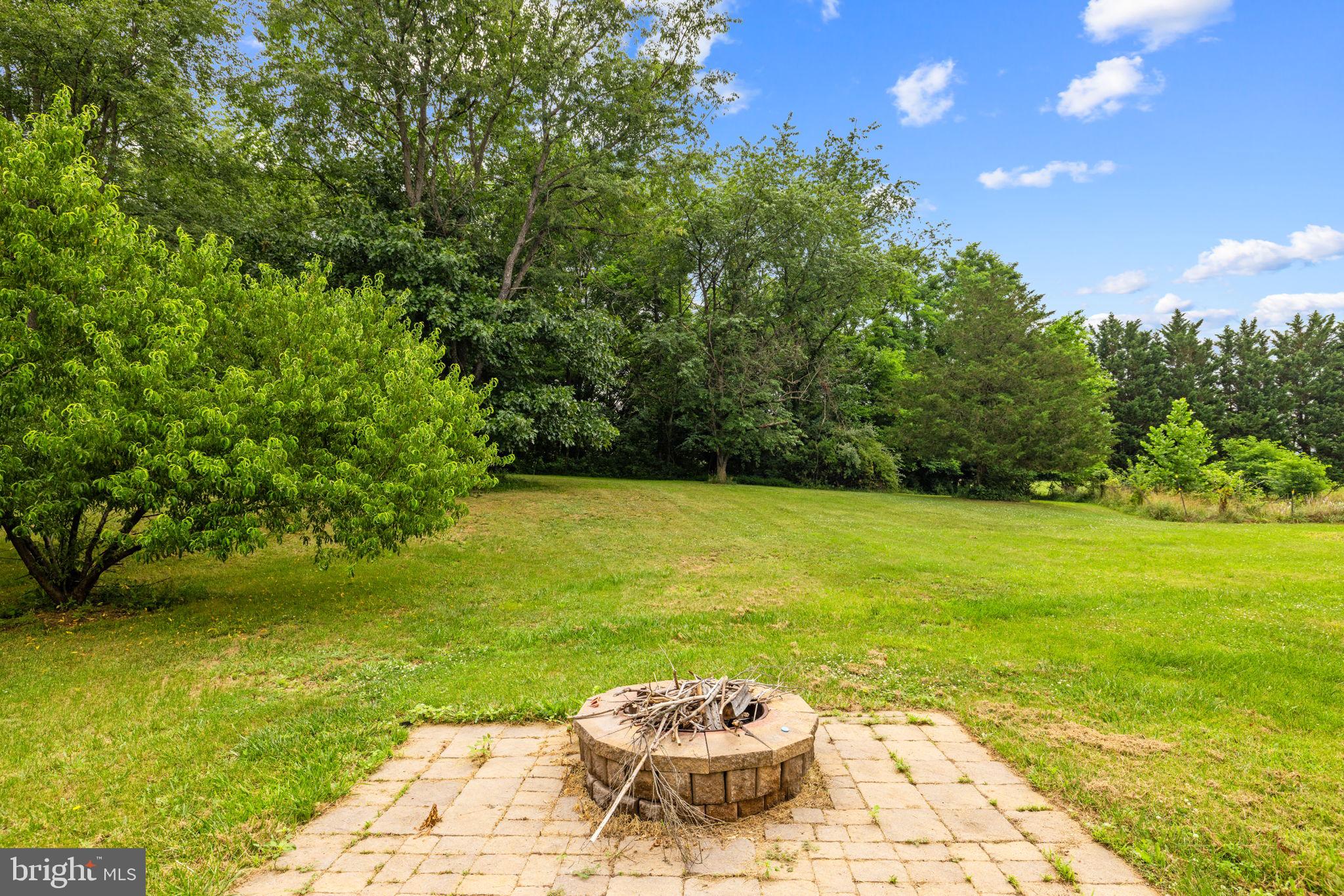 MEADOW BROOK - Residential