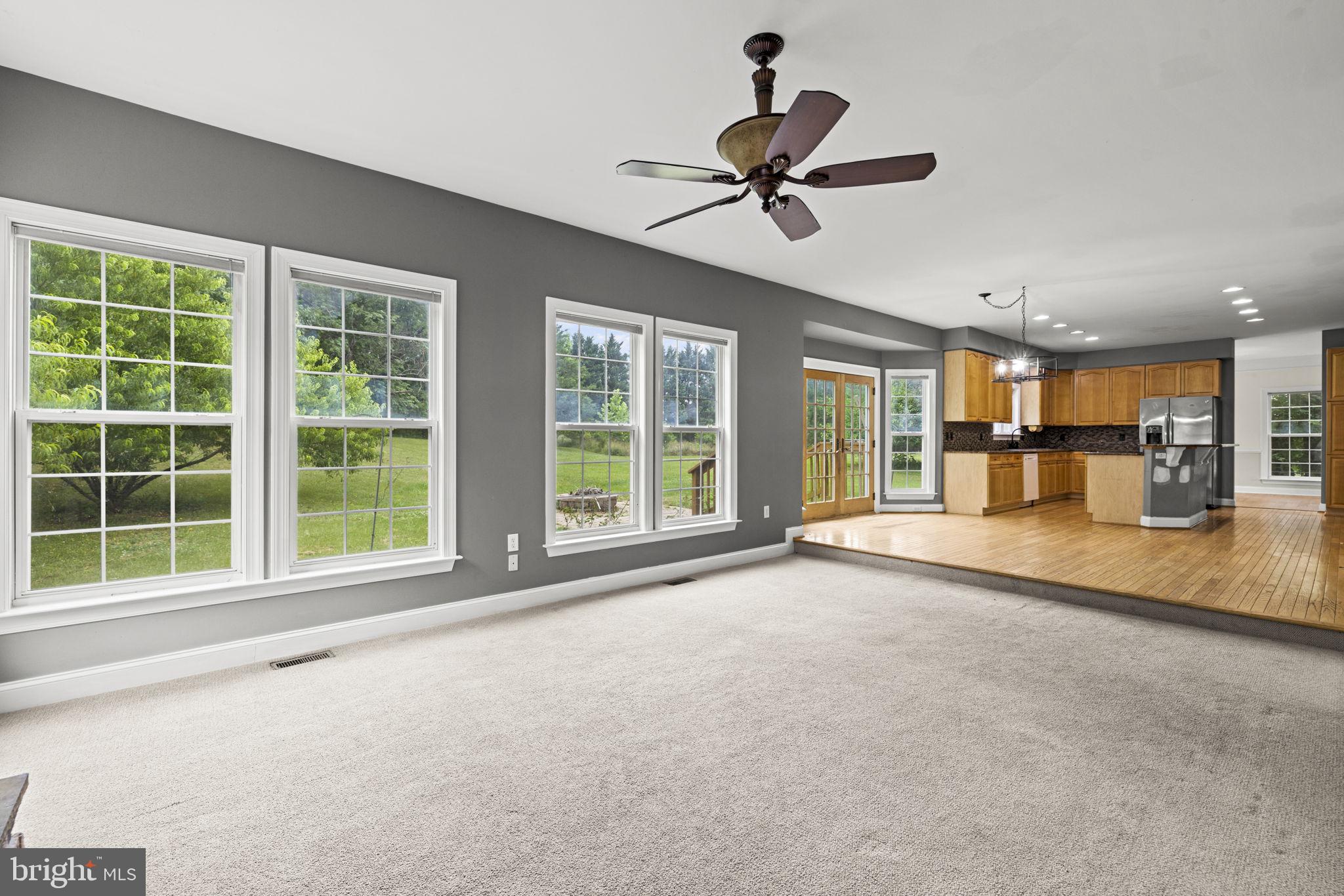 MEADOW BROOK - Residential