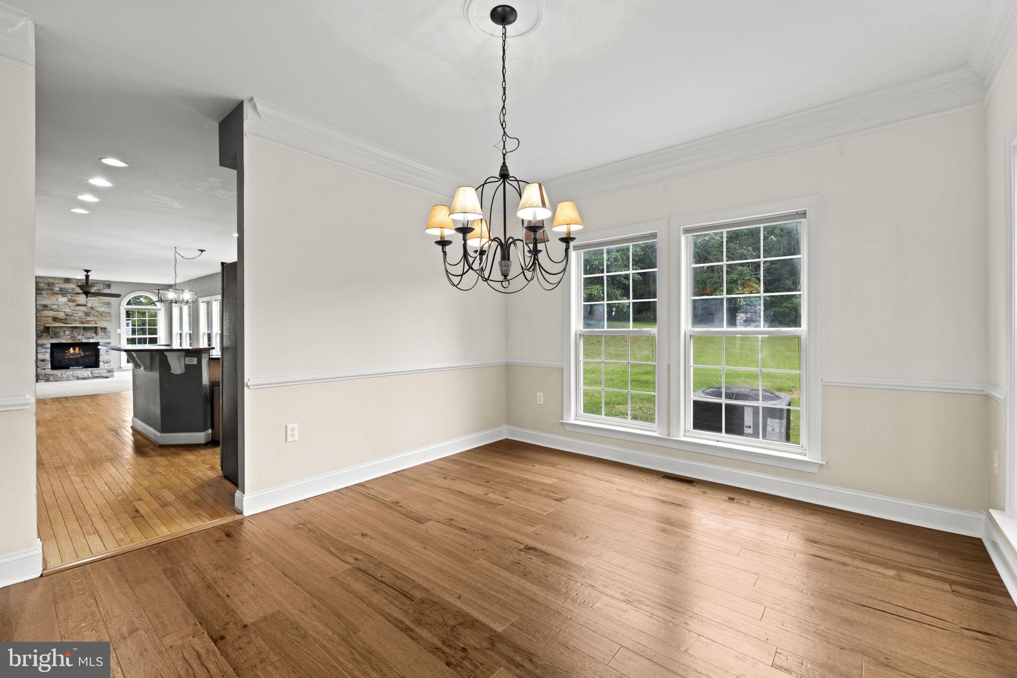 MEADOW BROOK - Residential