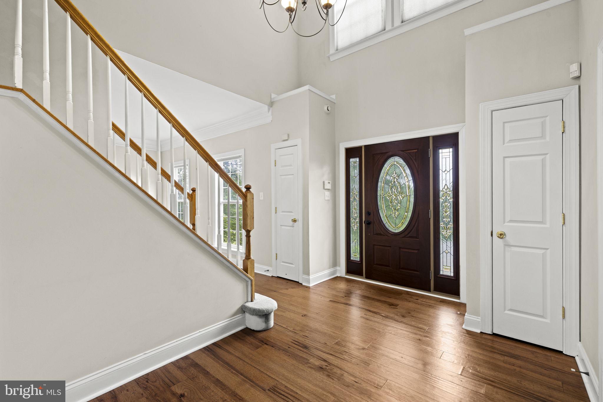 MEADOW BROOK - Residential