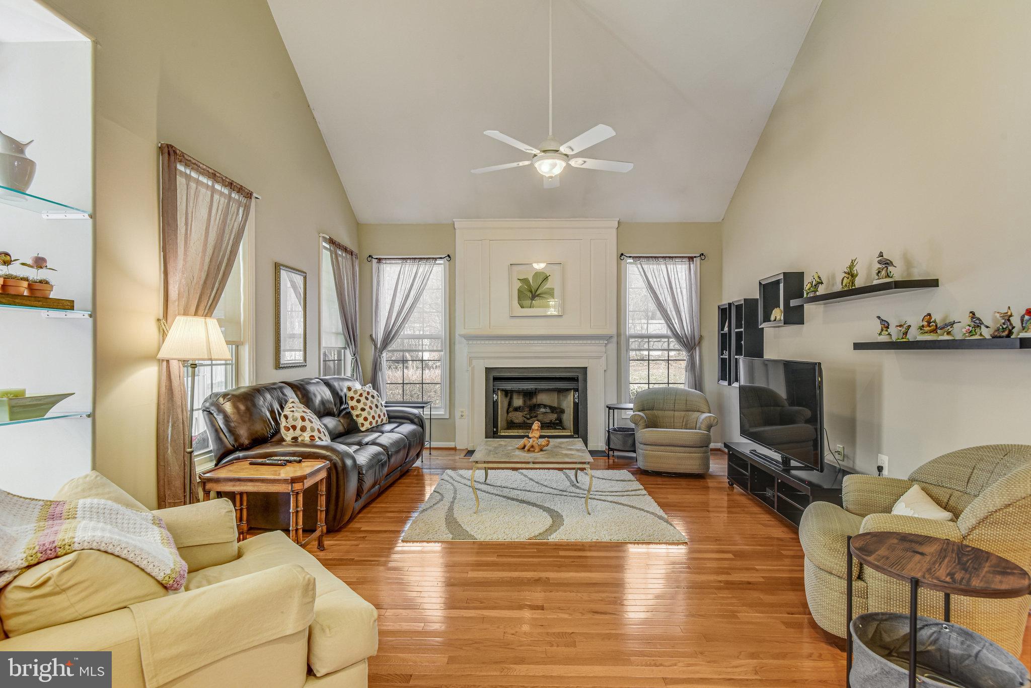 THE PINES - Residential