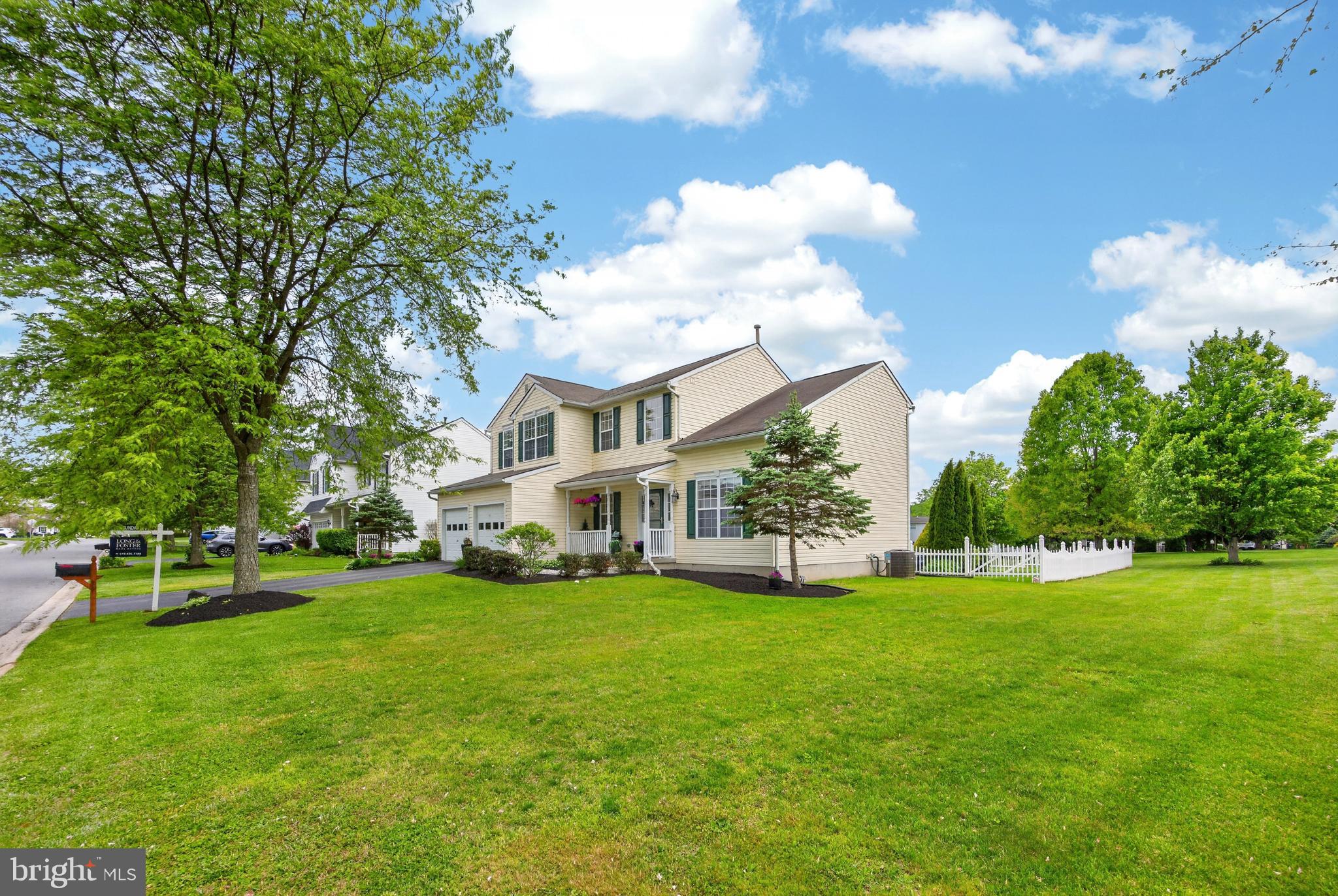BRANFORD VILLAGE - Residential