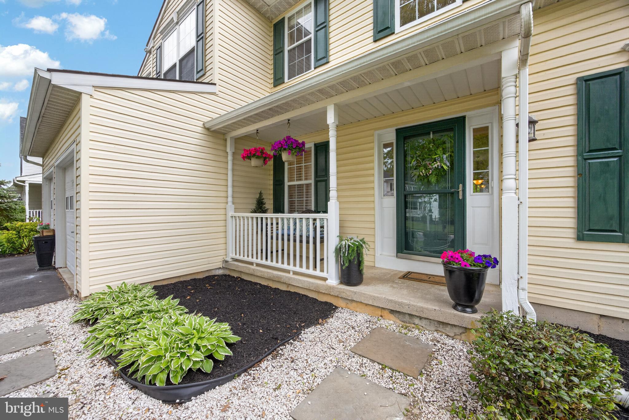 BRANFORD VILLAGE - Residential