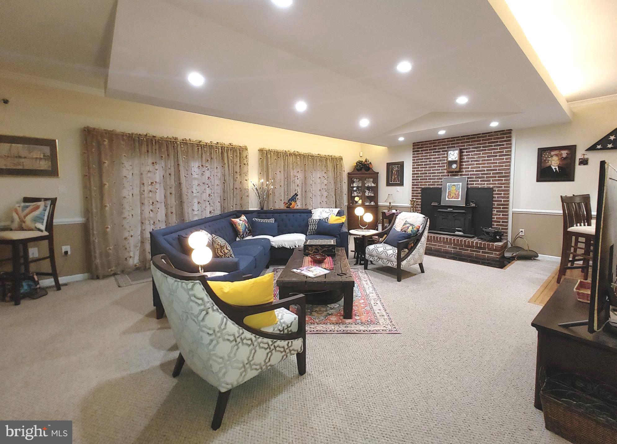 BIRCHWOOD - Residential