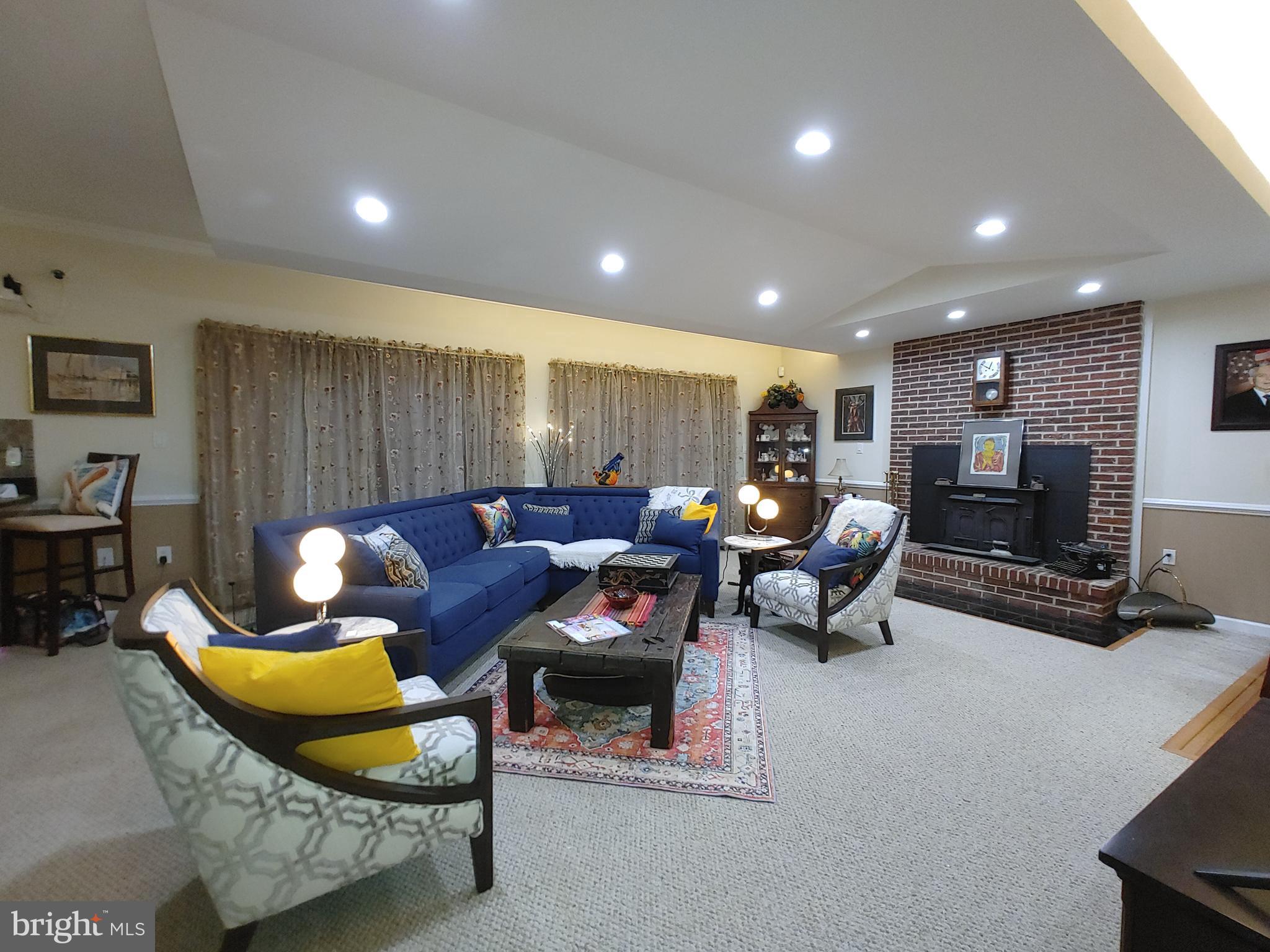 BIRCHWOOD - Residential
