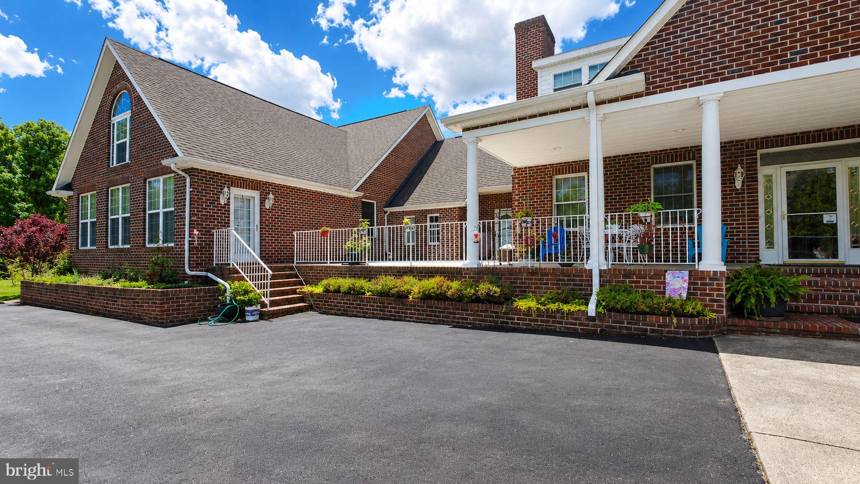 BIRCHWOOD - Residential