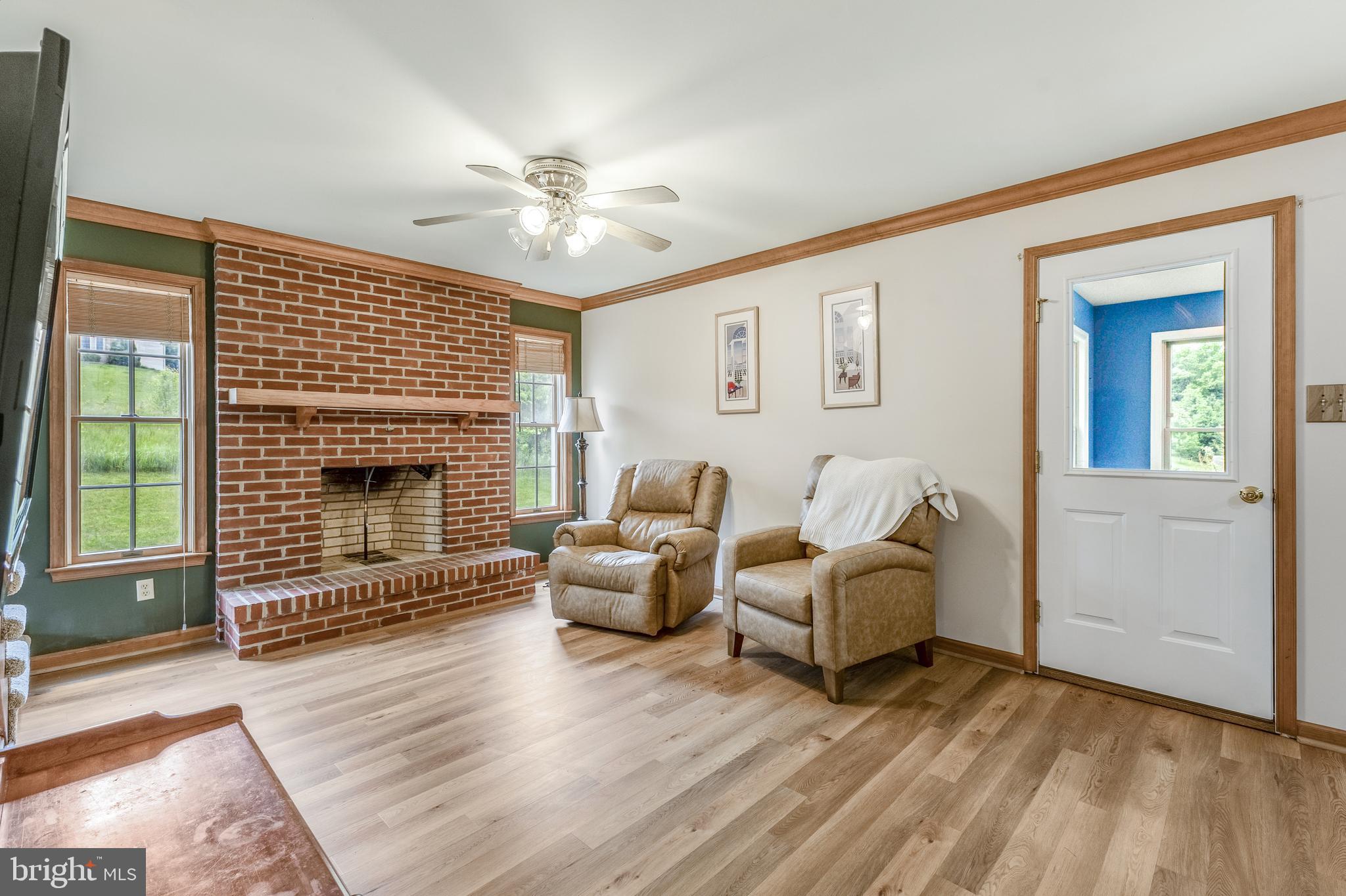 CENTENNIAL HILLS - Residential