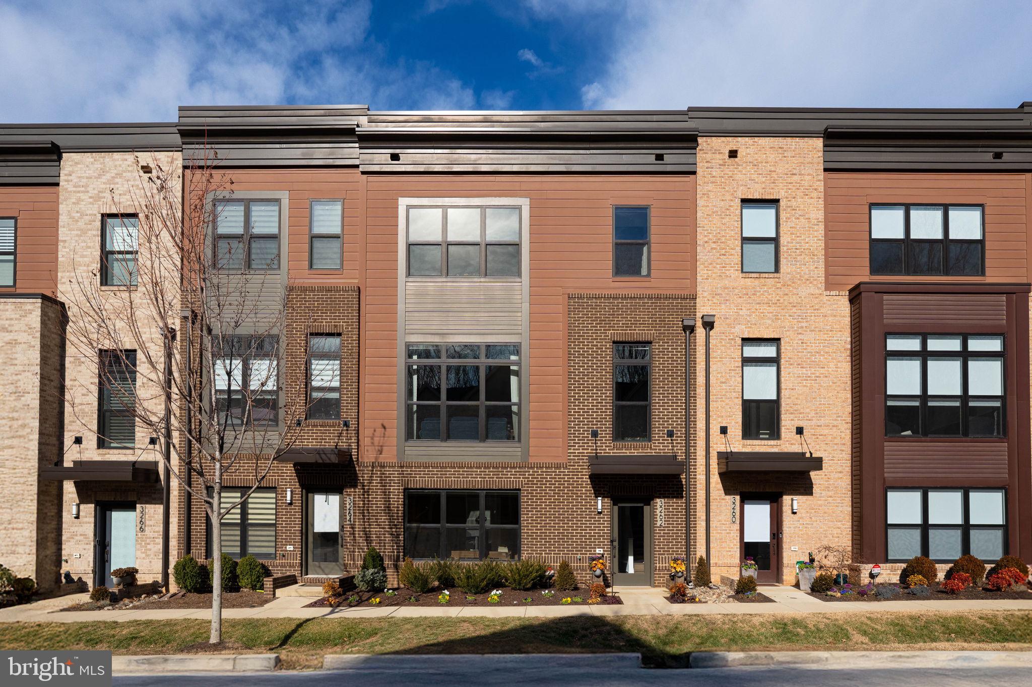TOWER OAKS - Residential