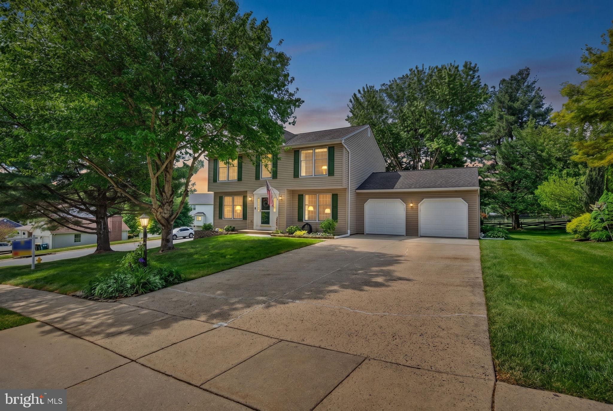 FOREST LAKES - Residential
