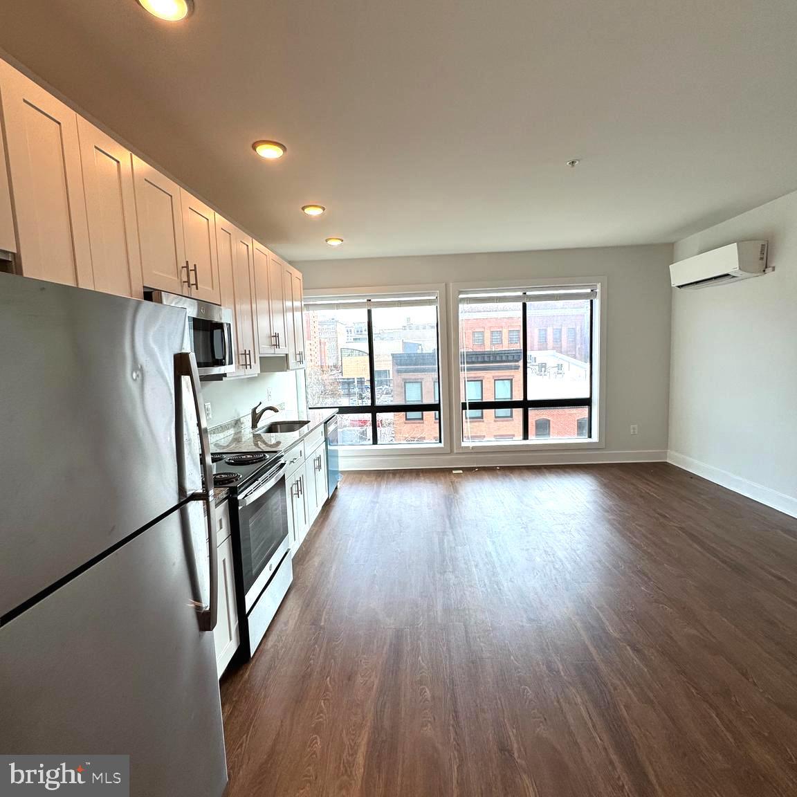BROMO ARTS DISTRICT - Residential Lease