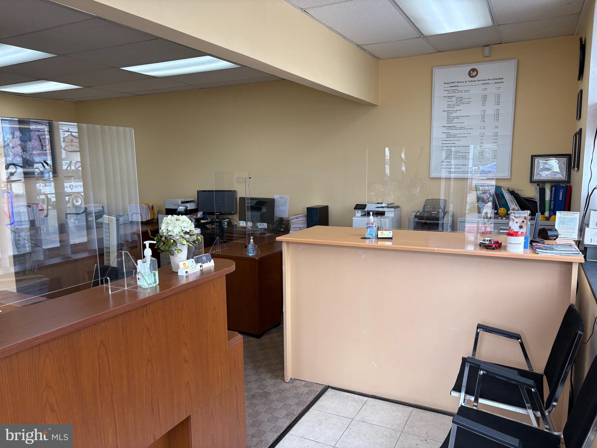 CASTOR GARDENS - Commercial Sale