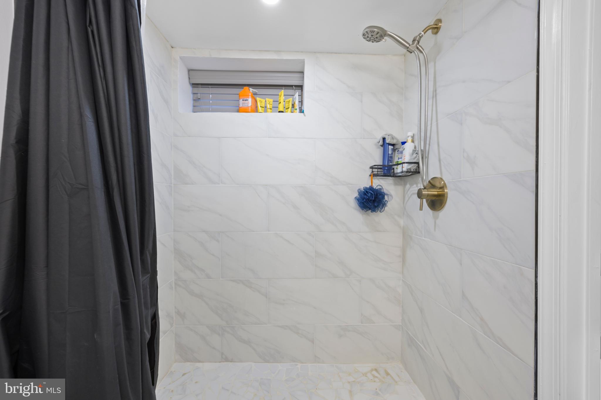 NEW NORTHWOOD - Residential