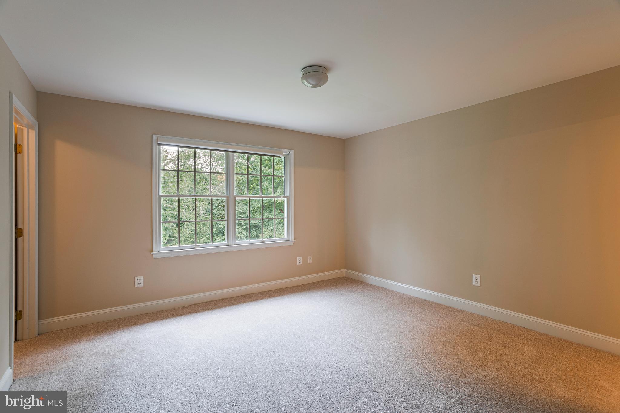 SPRINGTON CHASE - Residential