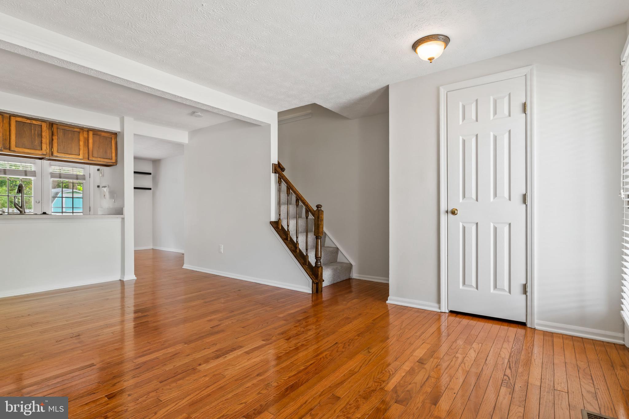 FEATHERHILL - Residential