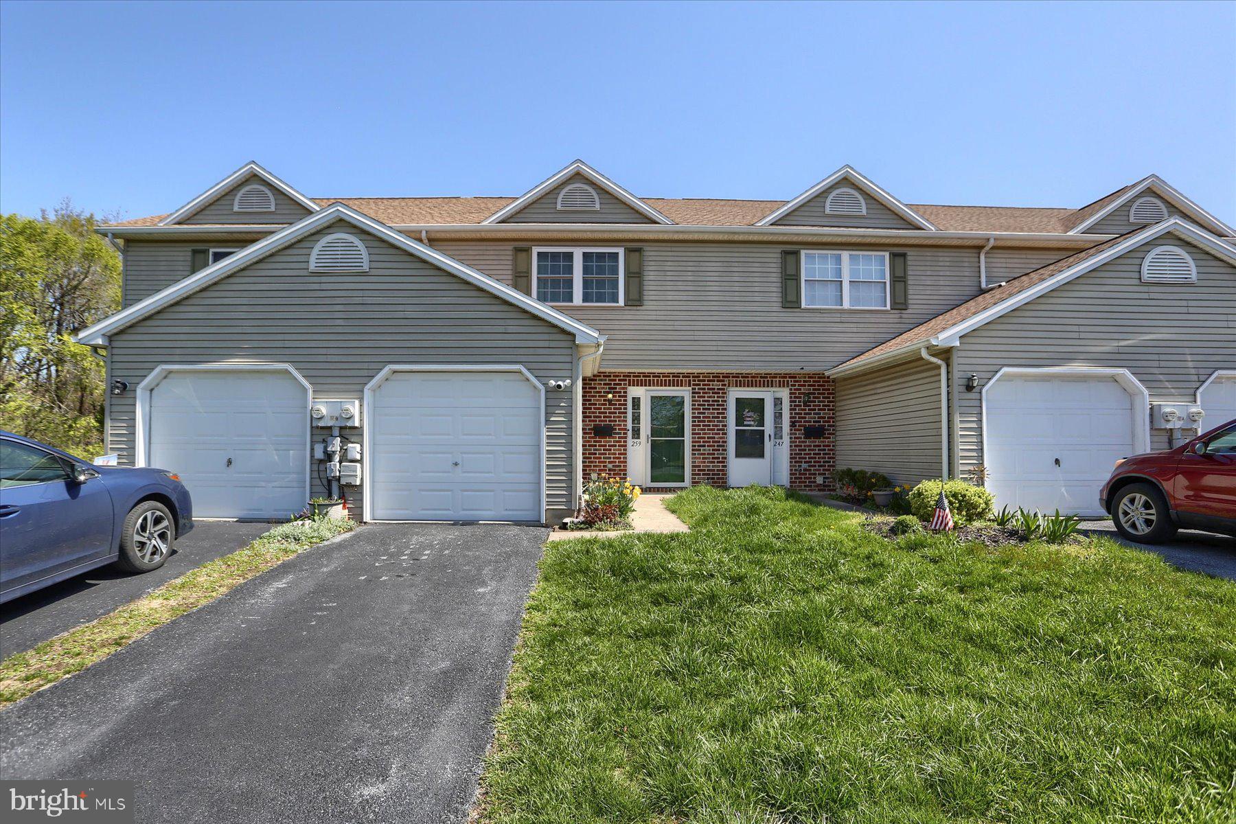 CAPITAL RIDGE - Residential