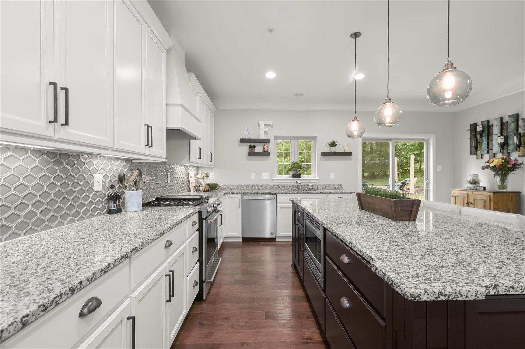 MARSHALEE ESTATES - Residential