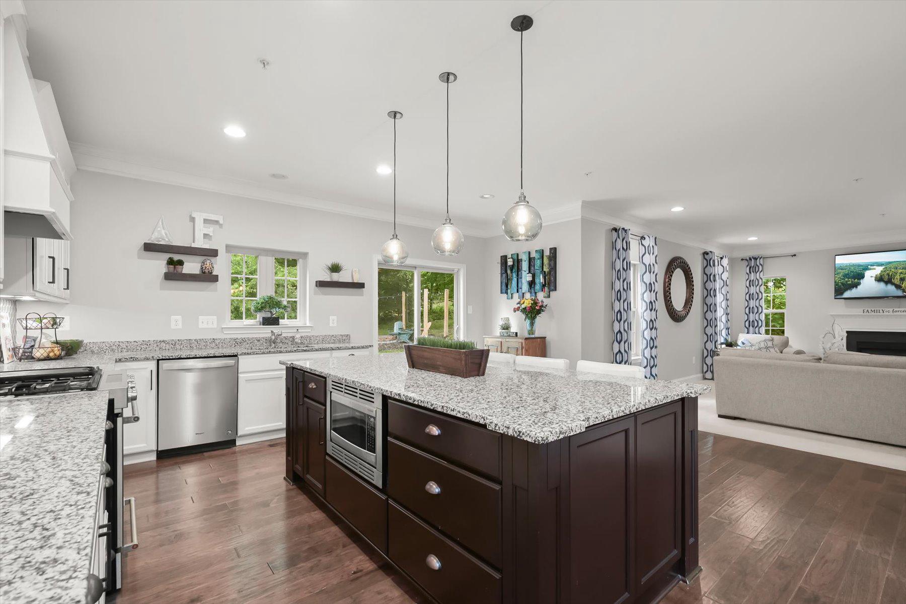 MARSHALEE ESTATES - Residential